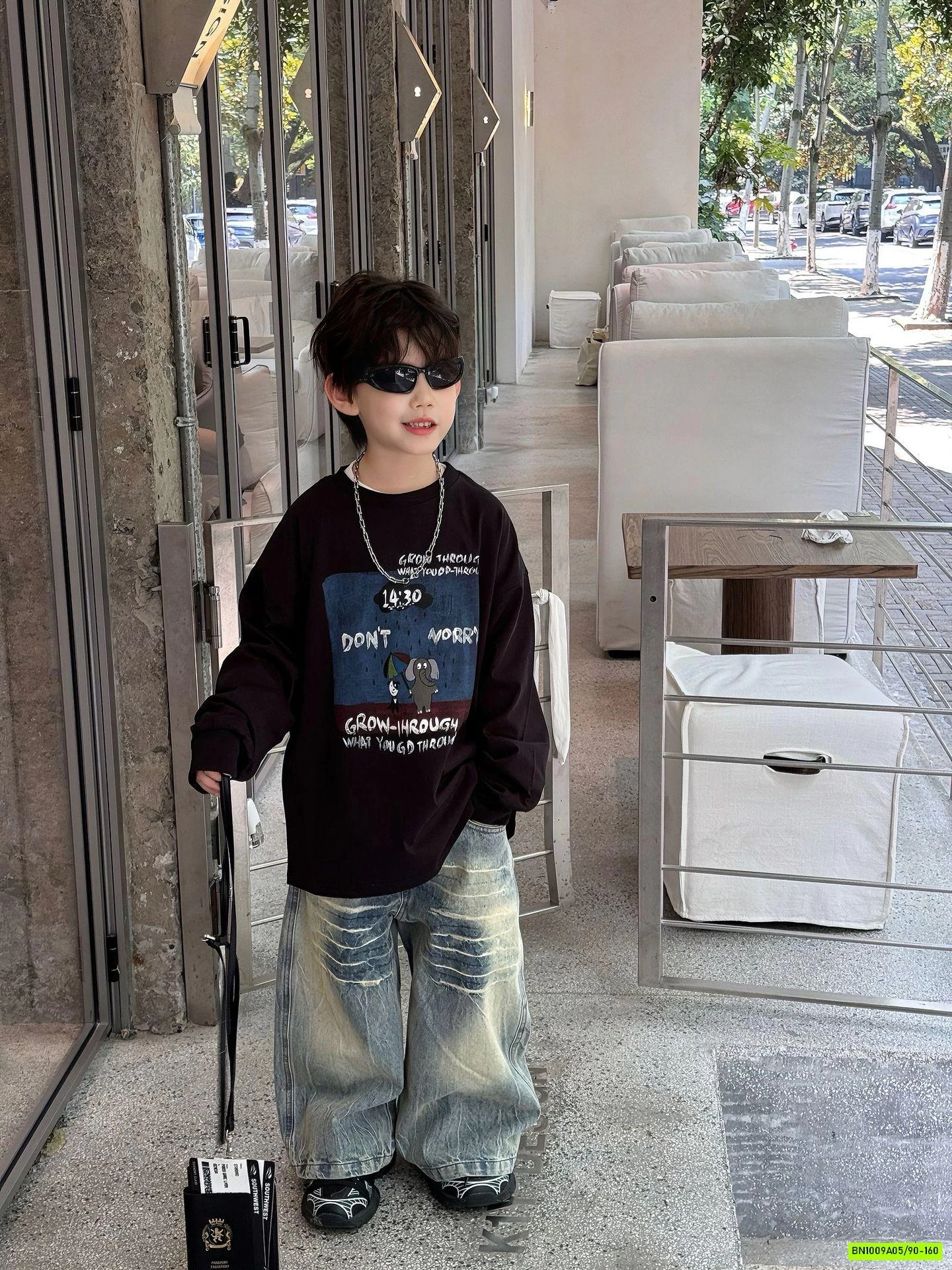 ÁO THUN IN HÌNH VÀ CHỮ NGHỘ NGHĨNH