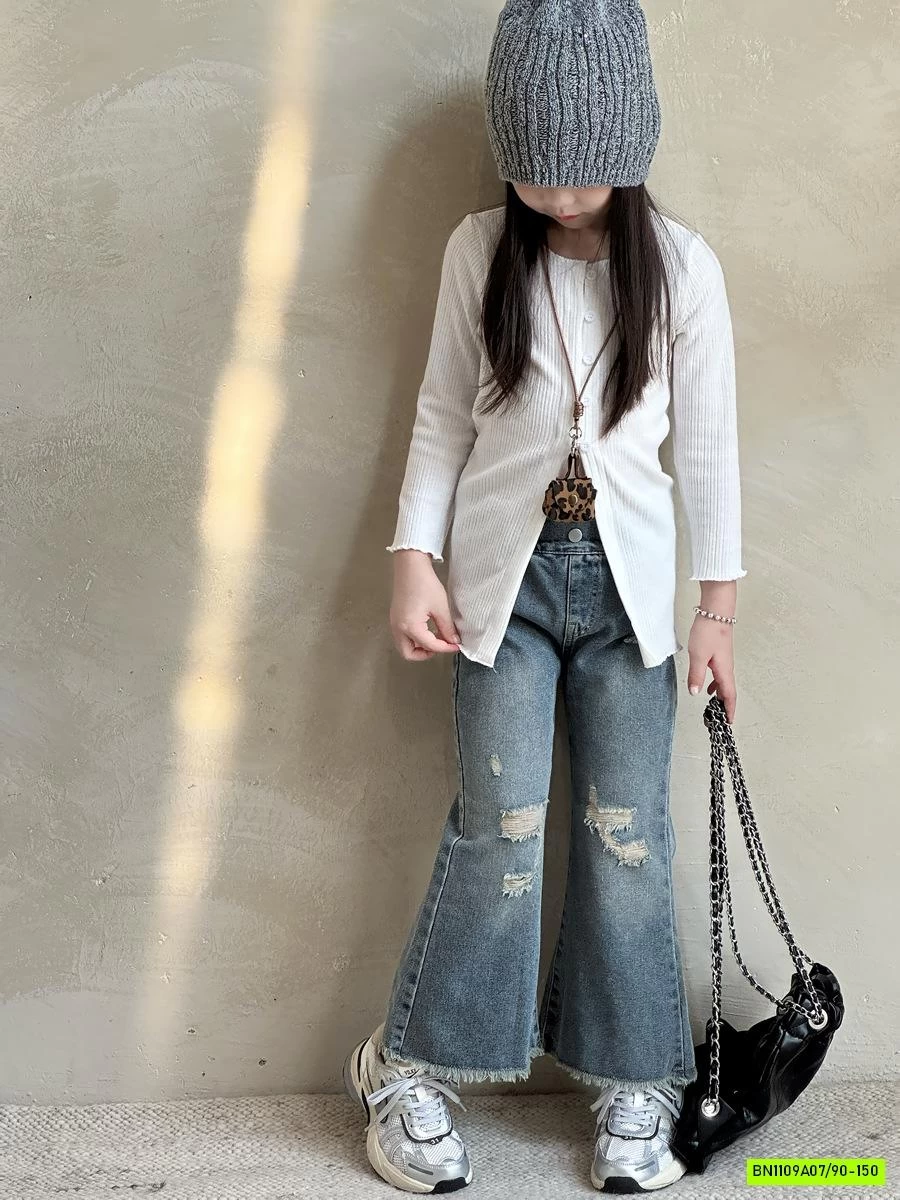 JEANS LOE RÁCH CÁ TÍNH