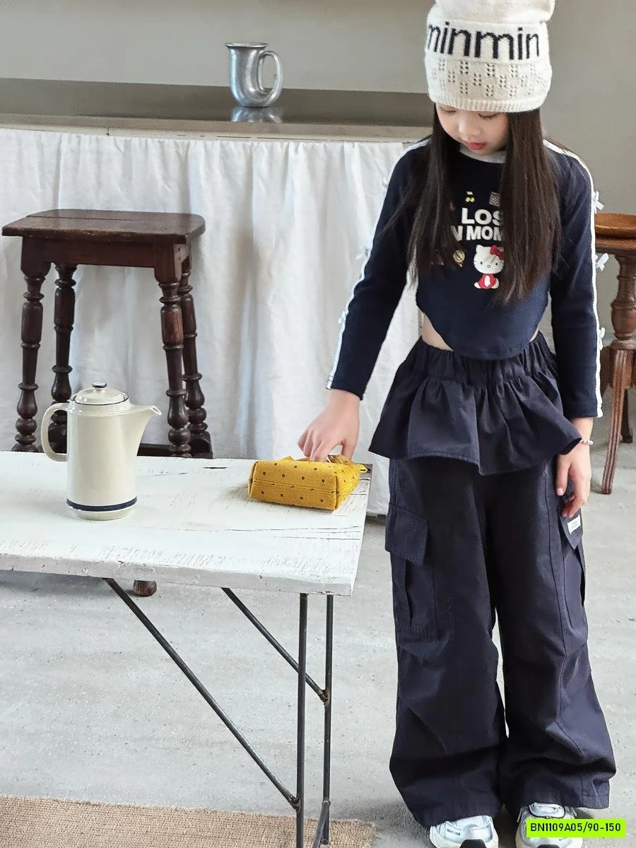 CROPTOP KITTY ĐUÔI TÔM