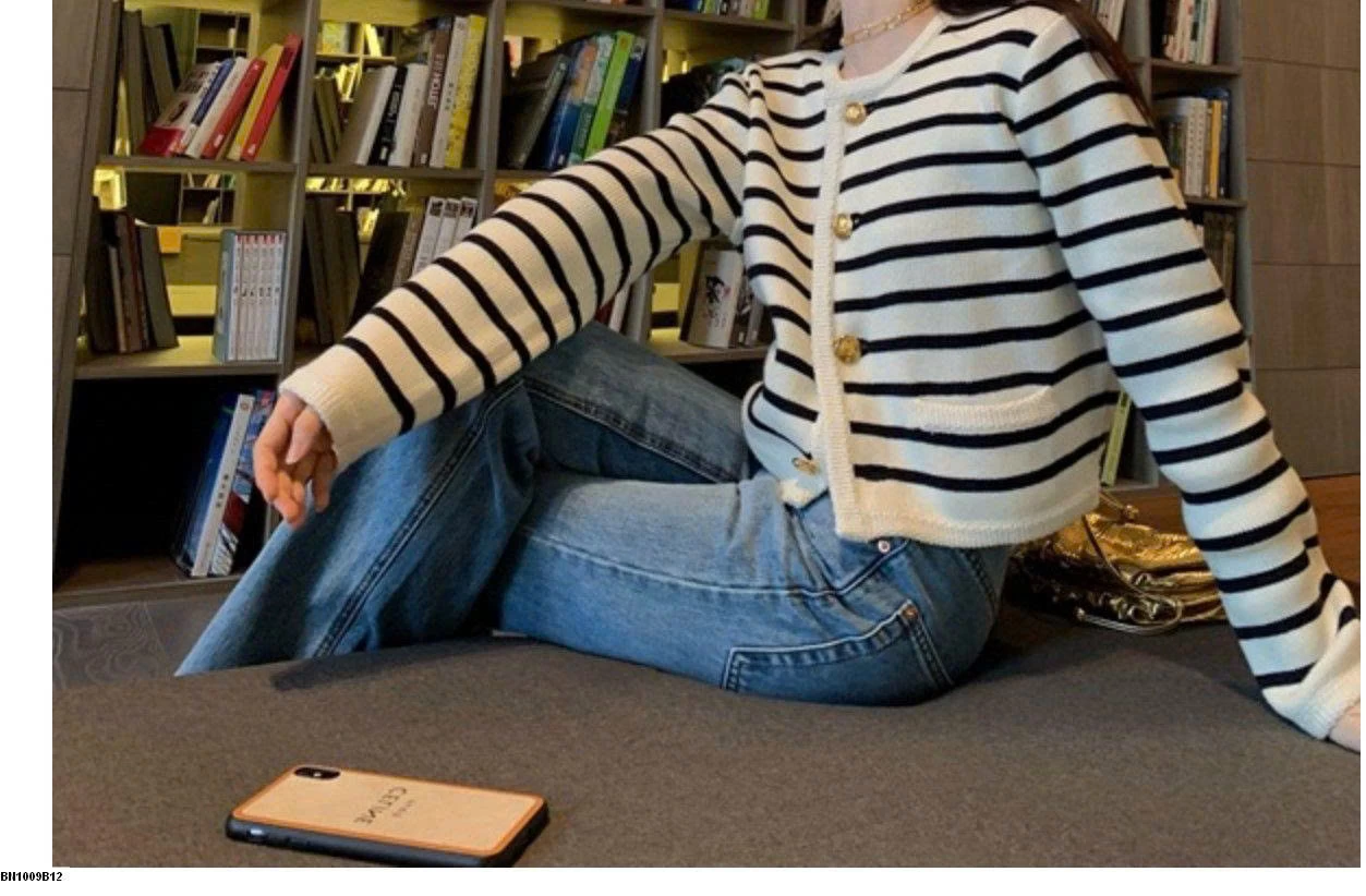 ÁO LEN DỆT KẺ NGANG