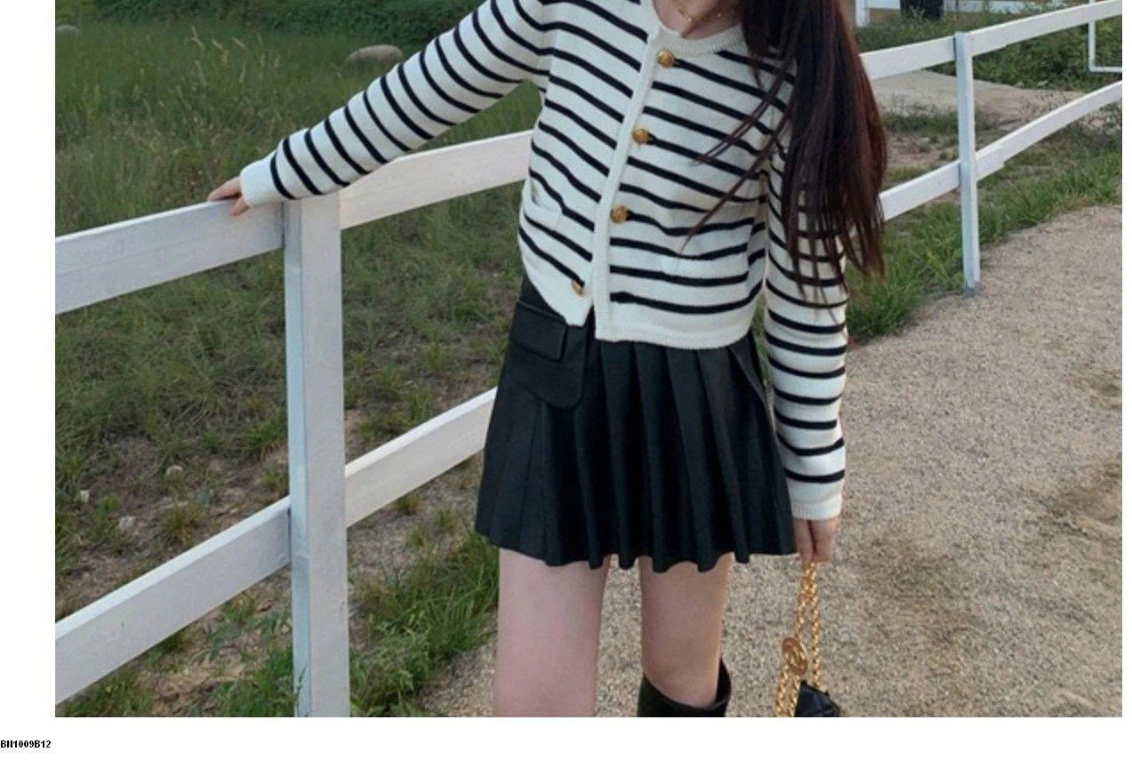 ÁO LEN DỆT KẺ NGANG