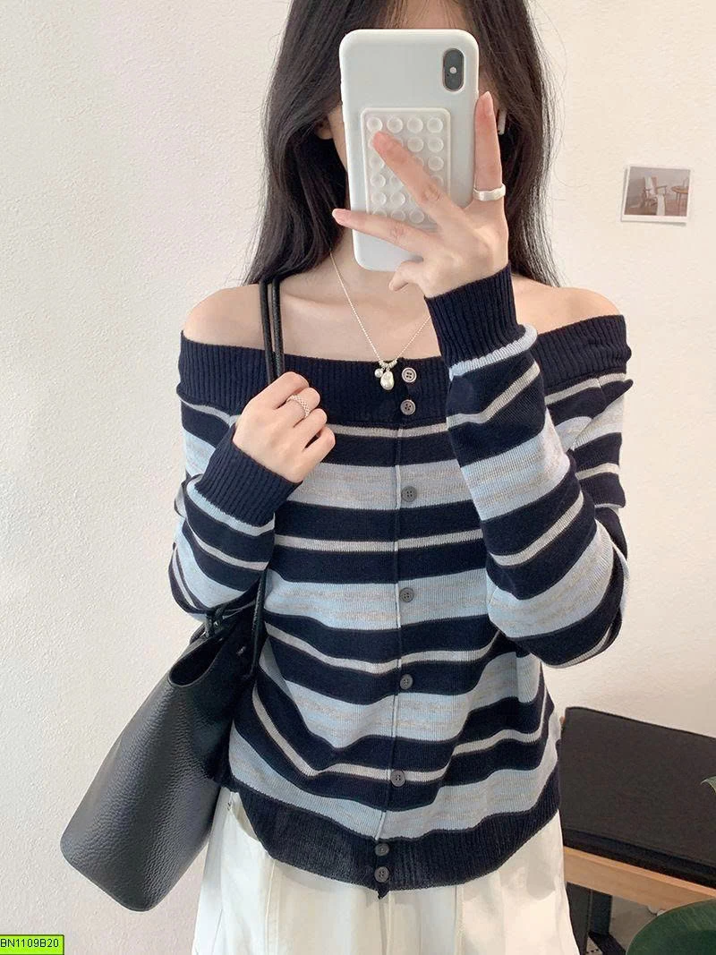 ÁO LEN KẺ NGANG TRỄ VAI