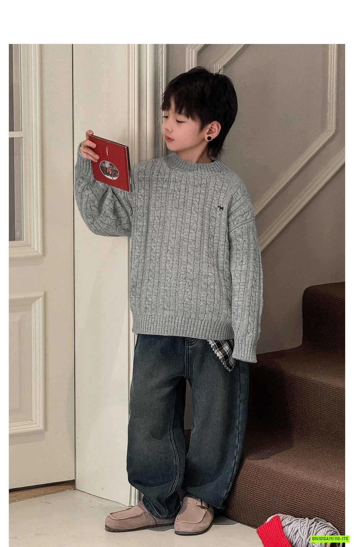 ÁO LEN VẶN THỪNG THÊU LOGO QCCC