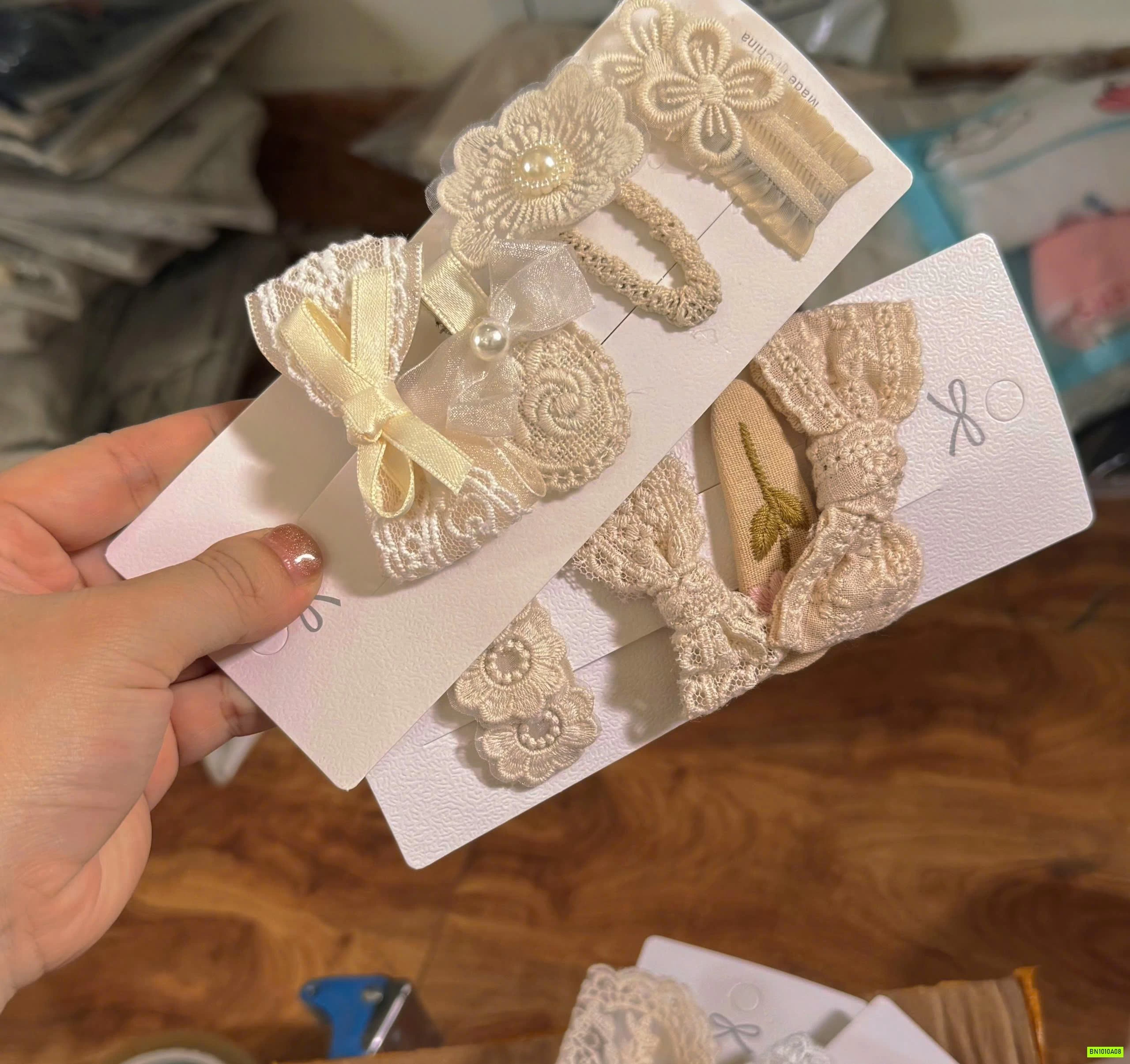 SET 4 KẸP TÓC REN TIỂU THƯ