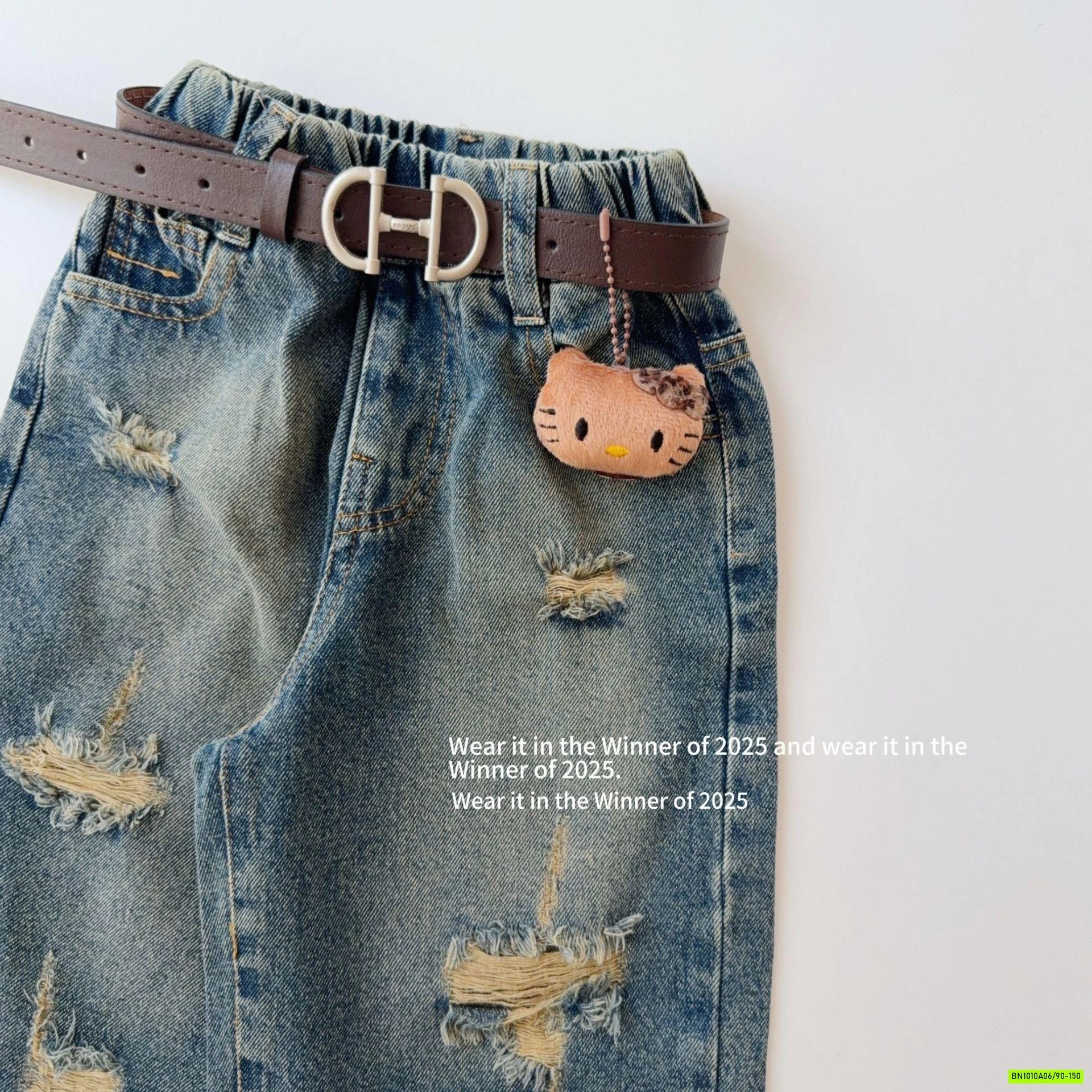 JEANS SUÔNG RÁCH CÁ TÍNH