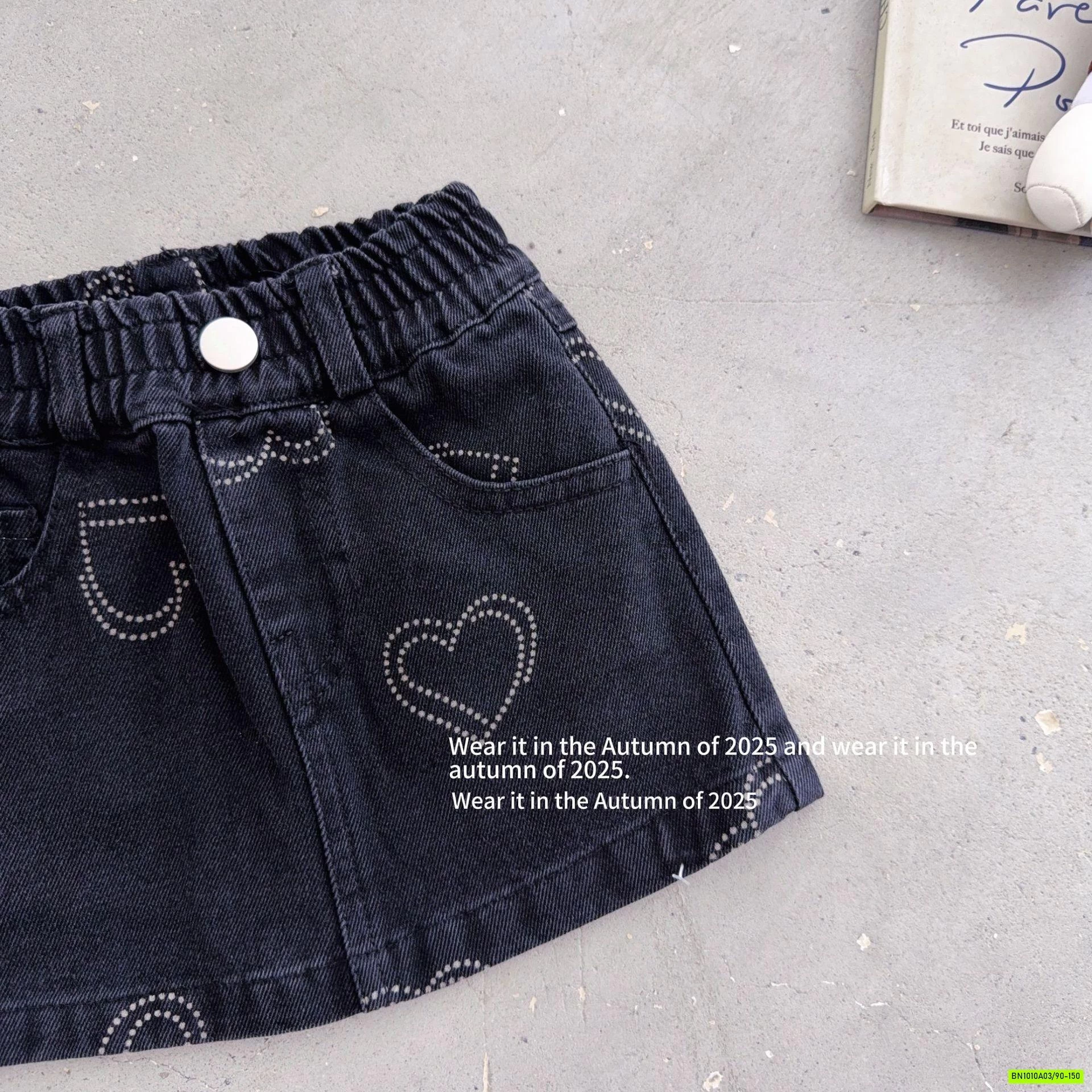 CHÂN VÁY JEANS CHỮ A ĐÍNH TRÁI TIM T&QKIDS