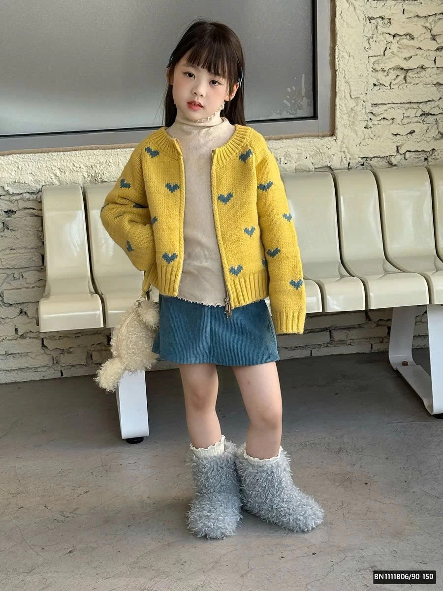 ÁO KHOÁC LEN VÀNG TRÁI TIM