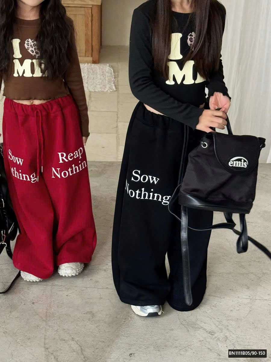 QUẦN NỈ DÁNG RỘNG IN CHỮ