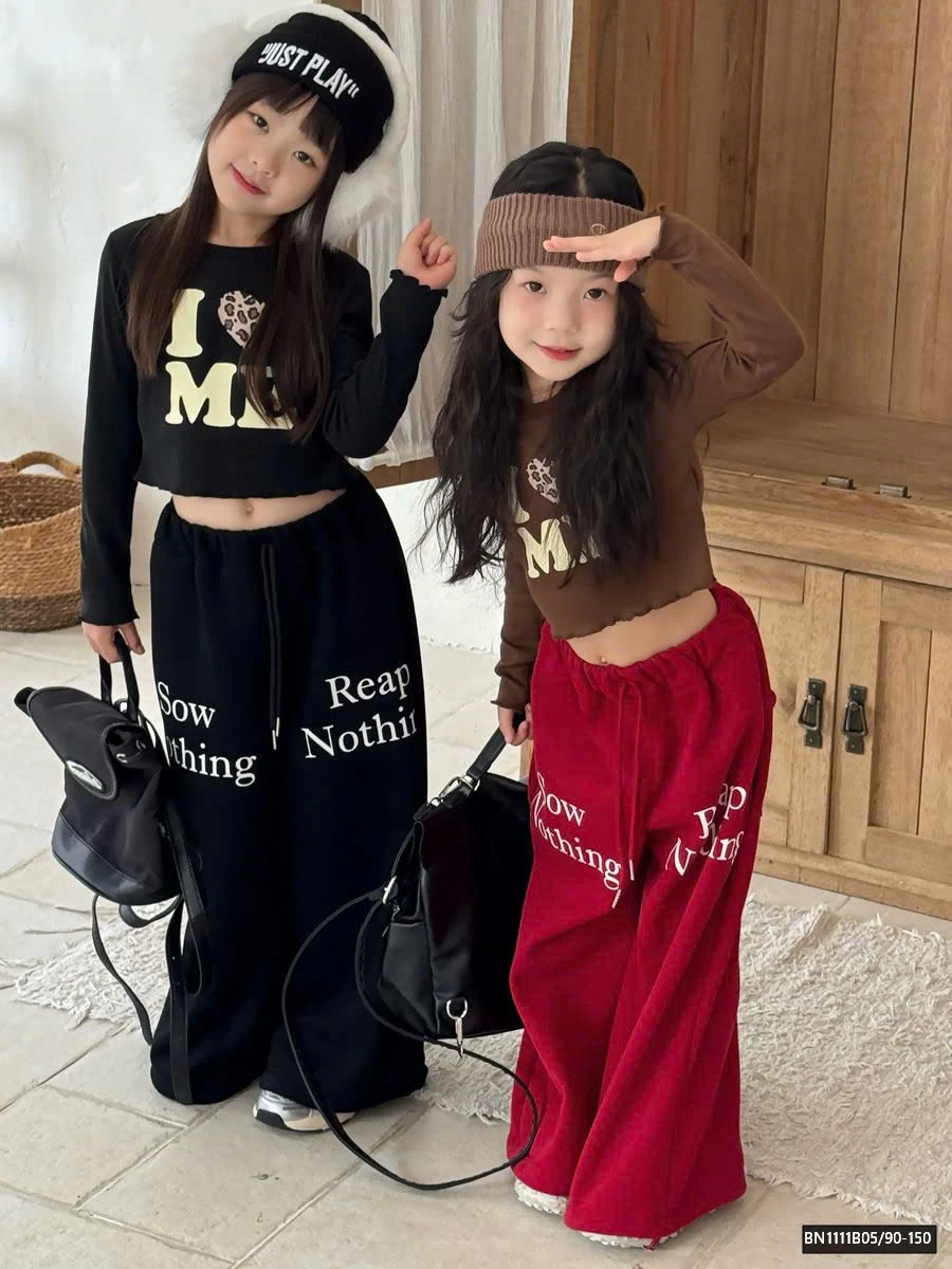 QUẦN NỈ DÁNG RỘNG IN CHỮ