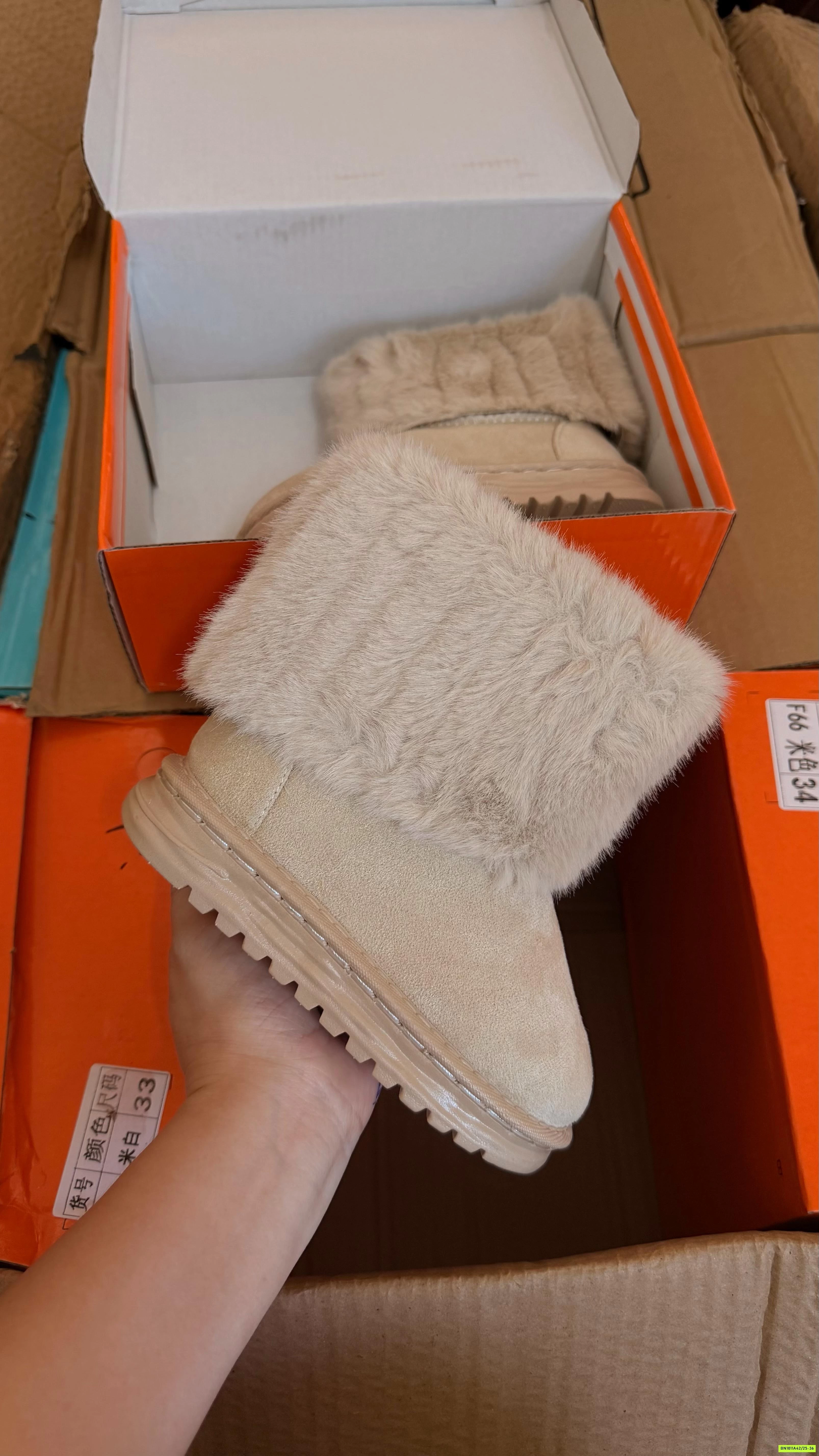 BOOT NHUNG CỔ LÔNG