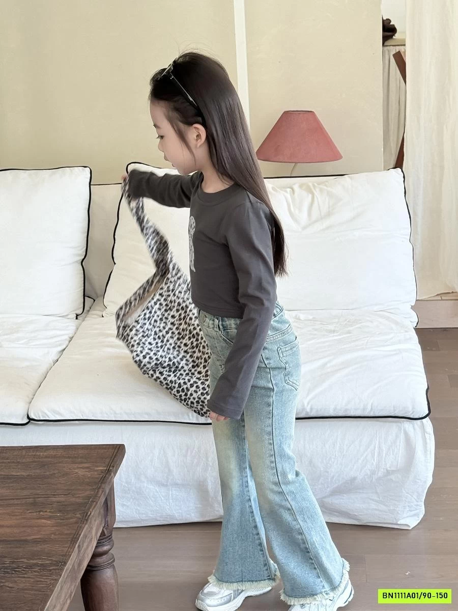 JEANS LOE TUA GẤU CẠP CHUN