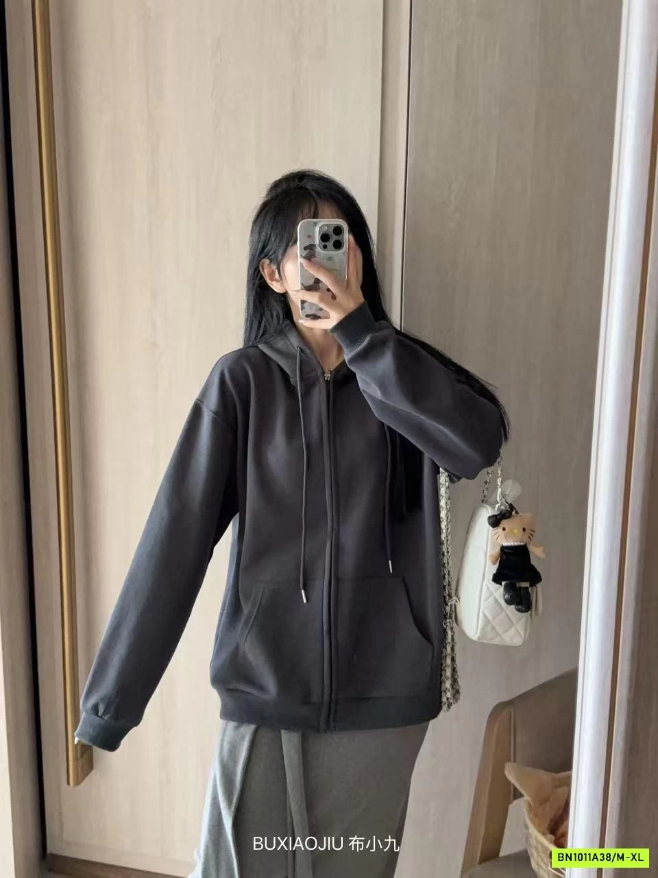 KHOÁC NỈ ÉP LIỀN MŨ NỮ