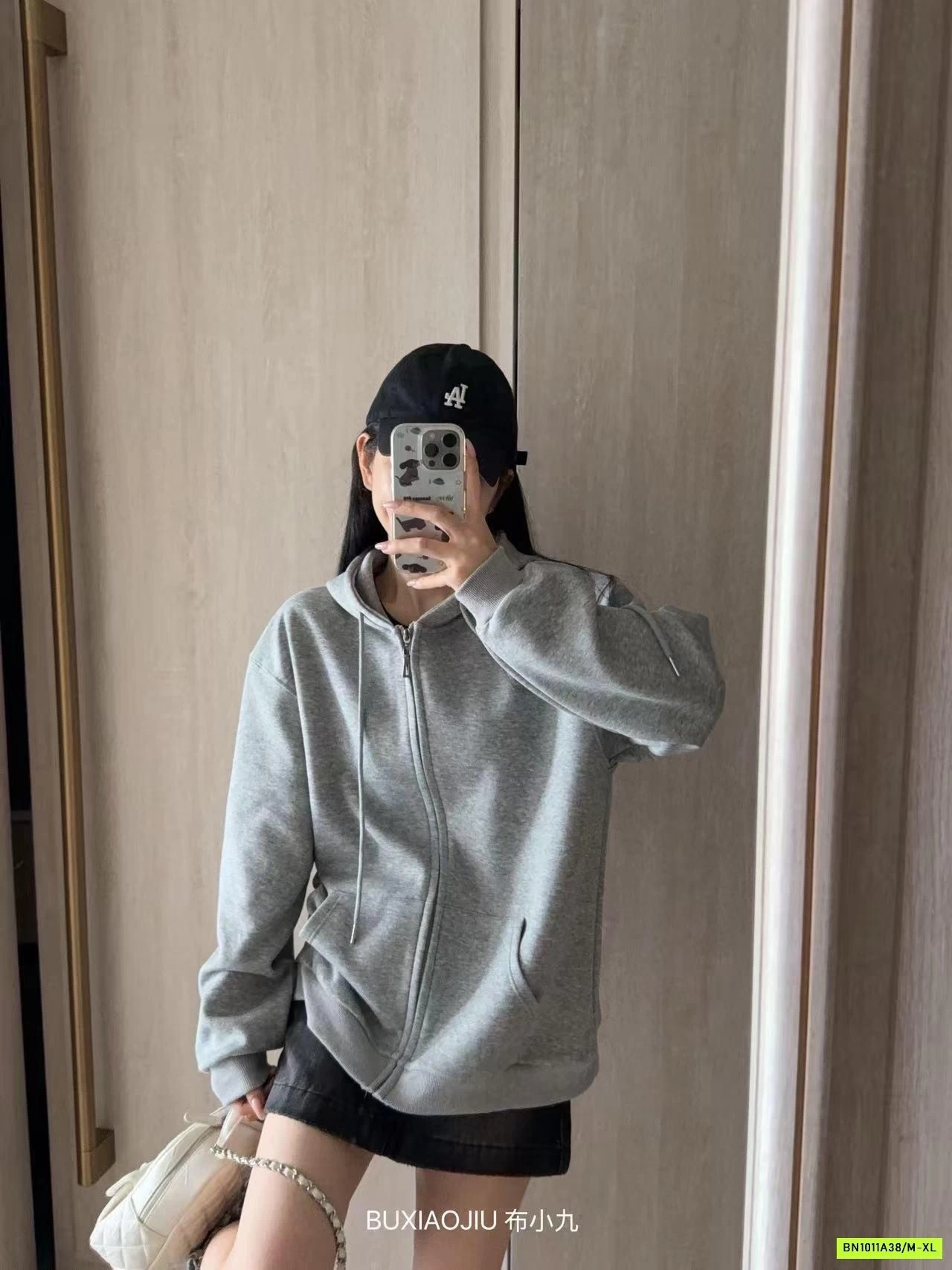 KHOÁC NỈ ÉP LIỀN MŨ NỮ