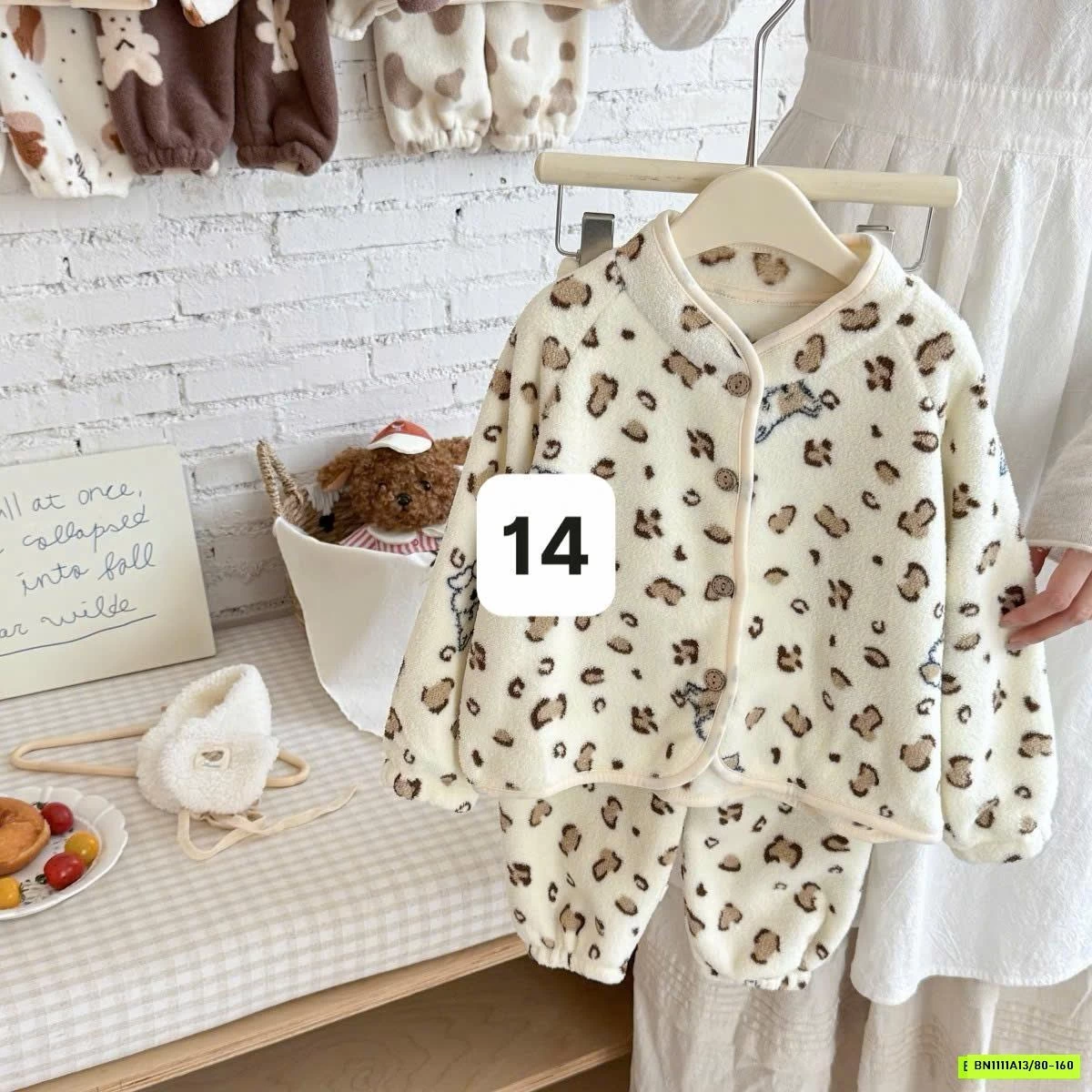 PIZAMA NỈ BÔNG HỌA TIẾT