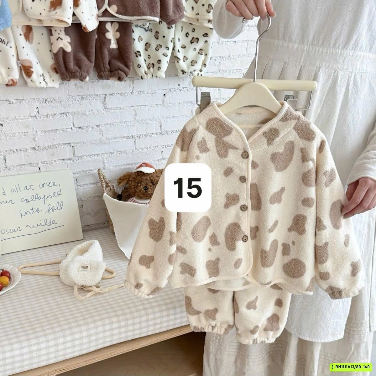 PIZAMA NỈ BÔNG HỌA TIẾT