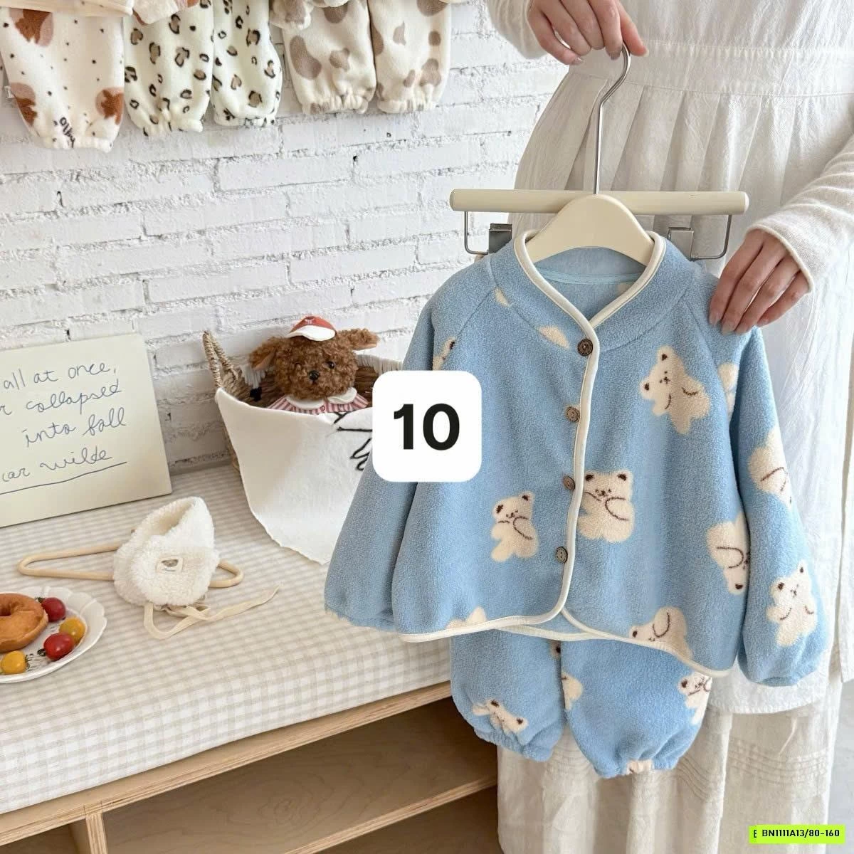 PIZAMA NỈ BÔNG HỌA TIẾT