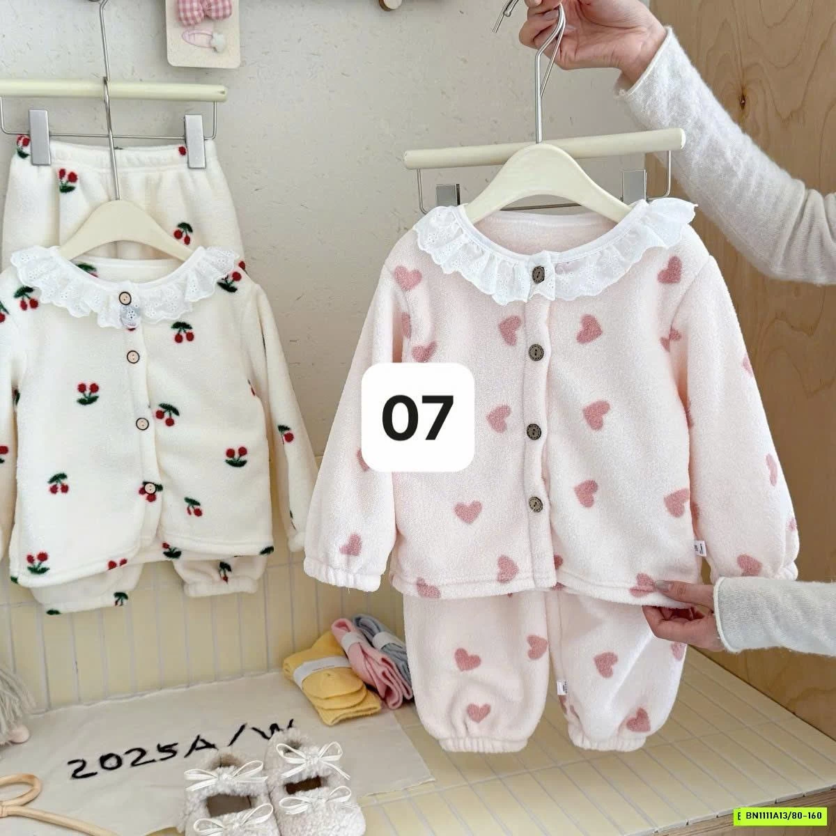 PIZAMA NỈ BÔNG HỌA TIẾT