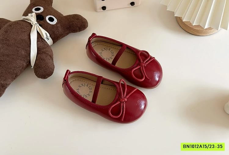 GIÀY BÚP BÊ GẮN NƠ