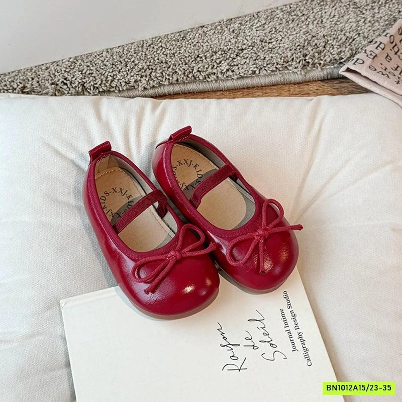 GIÀY BÚP BÊ GẮN NƠ