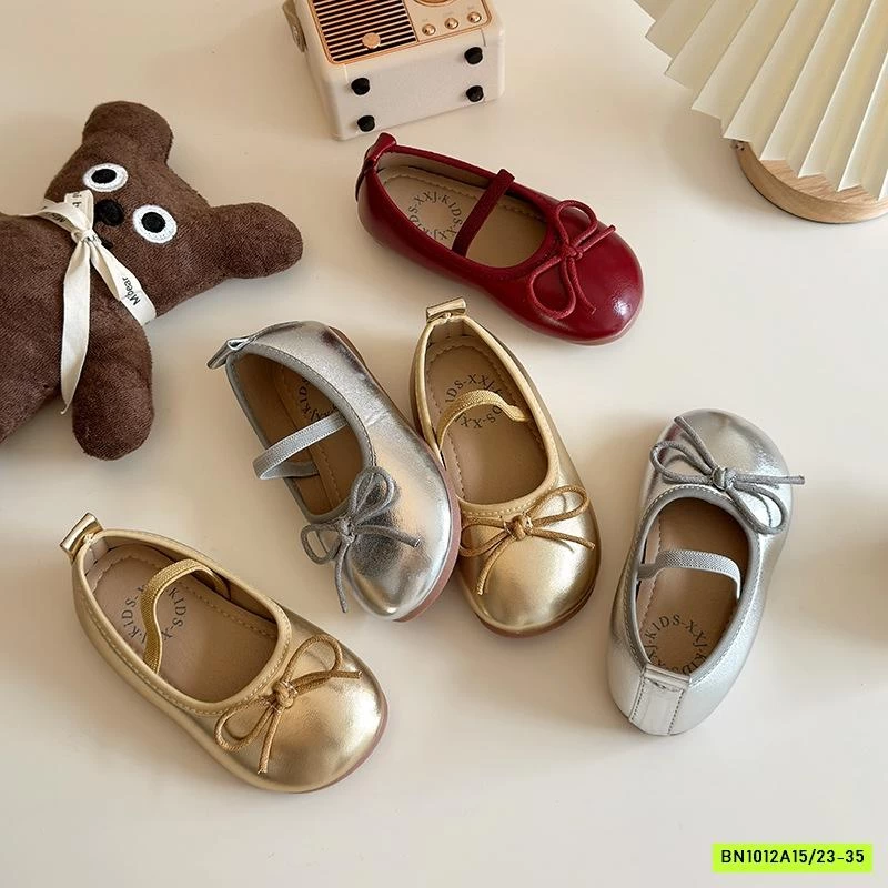 GIÀY BÚP BÊ GẮN NƠ