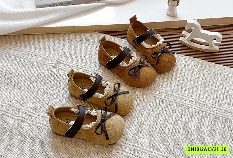 GIÀY BÚP BÊ QUAI NGANG VIỀN REN VINTAGE