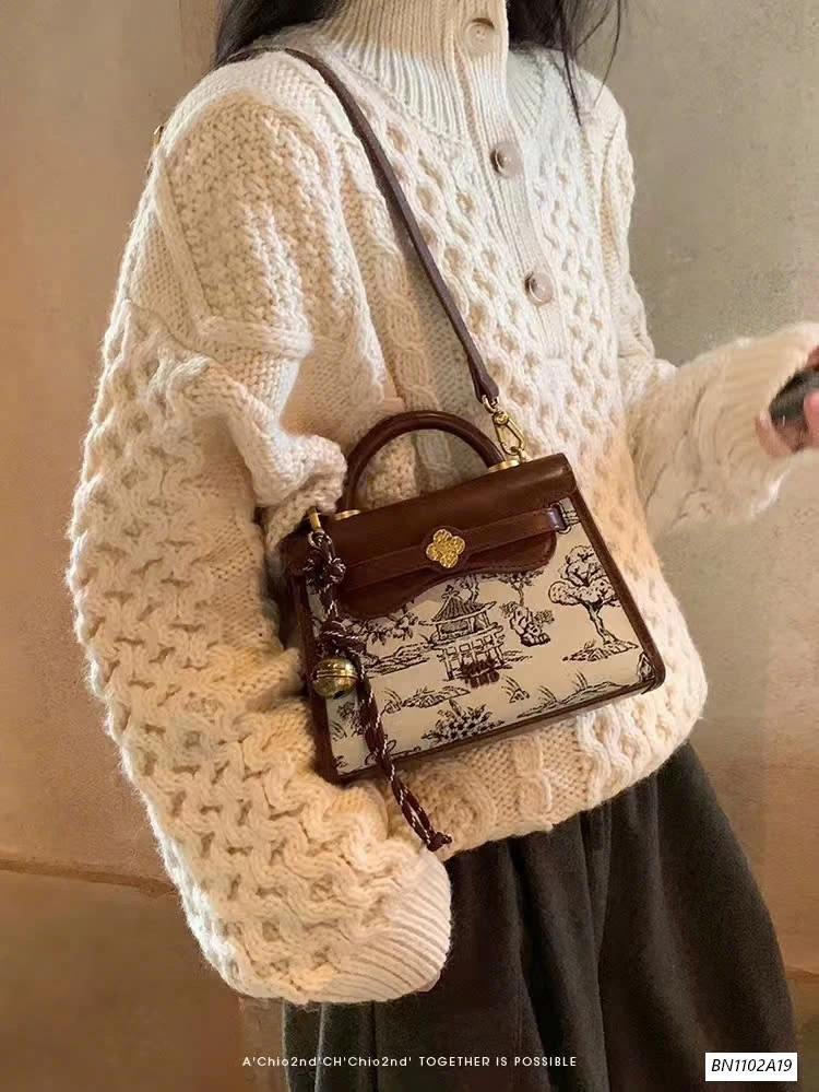 TÚI CHIO 2ND NÂU CHAMR CÚN