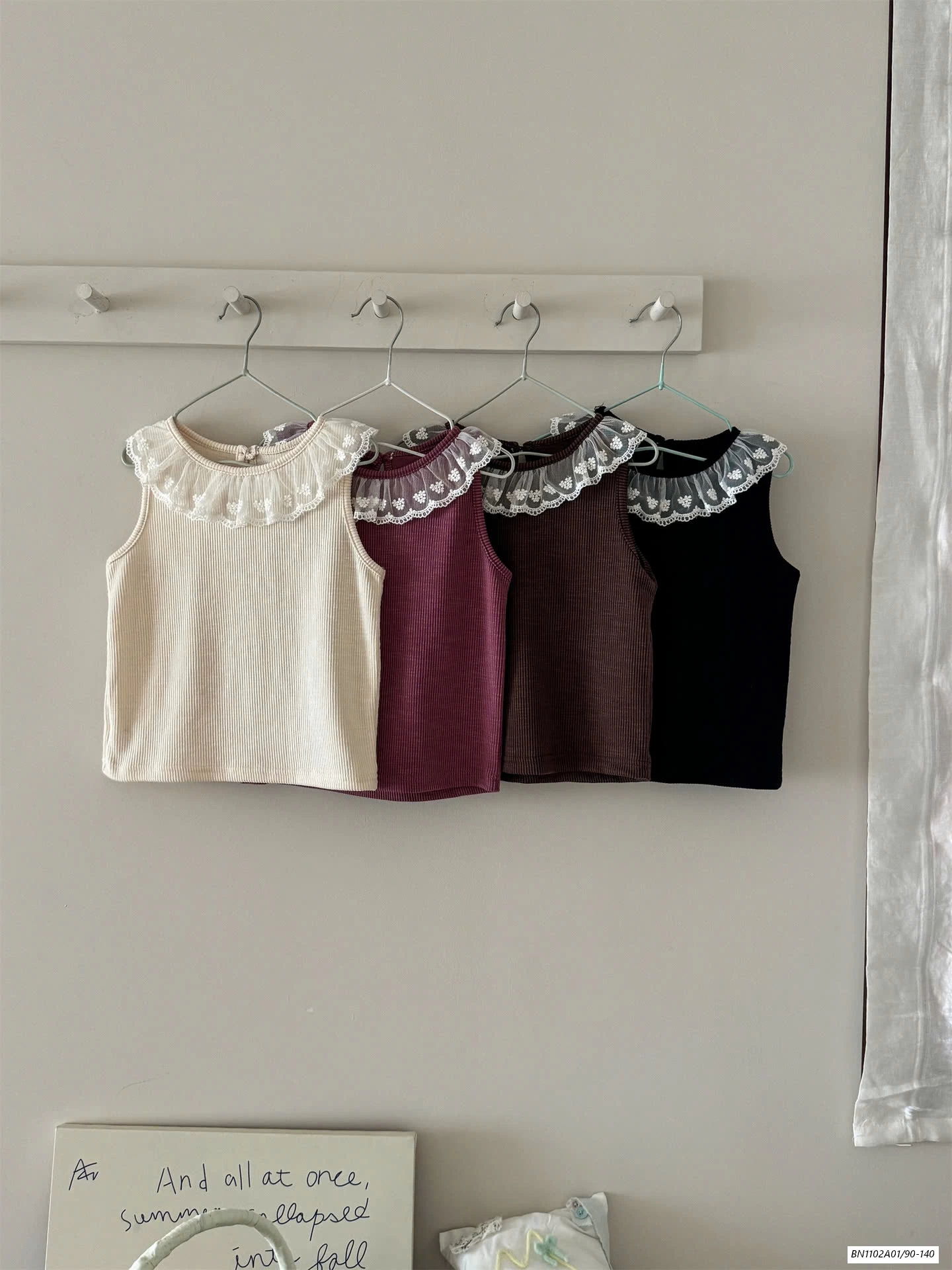 SÉT ÁO GÂN CỔ REN MIX JEANS SUÔNG