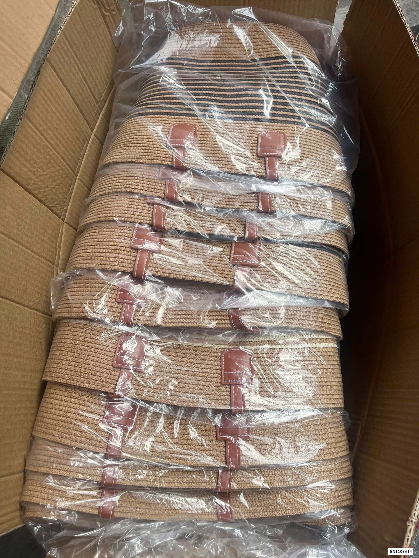 TÚI CÓI ĐI BIỂN