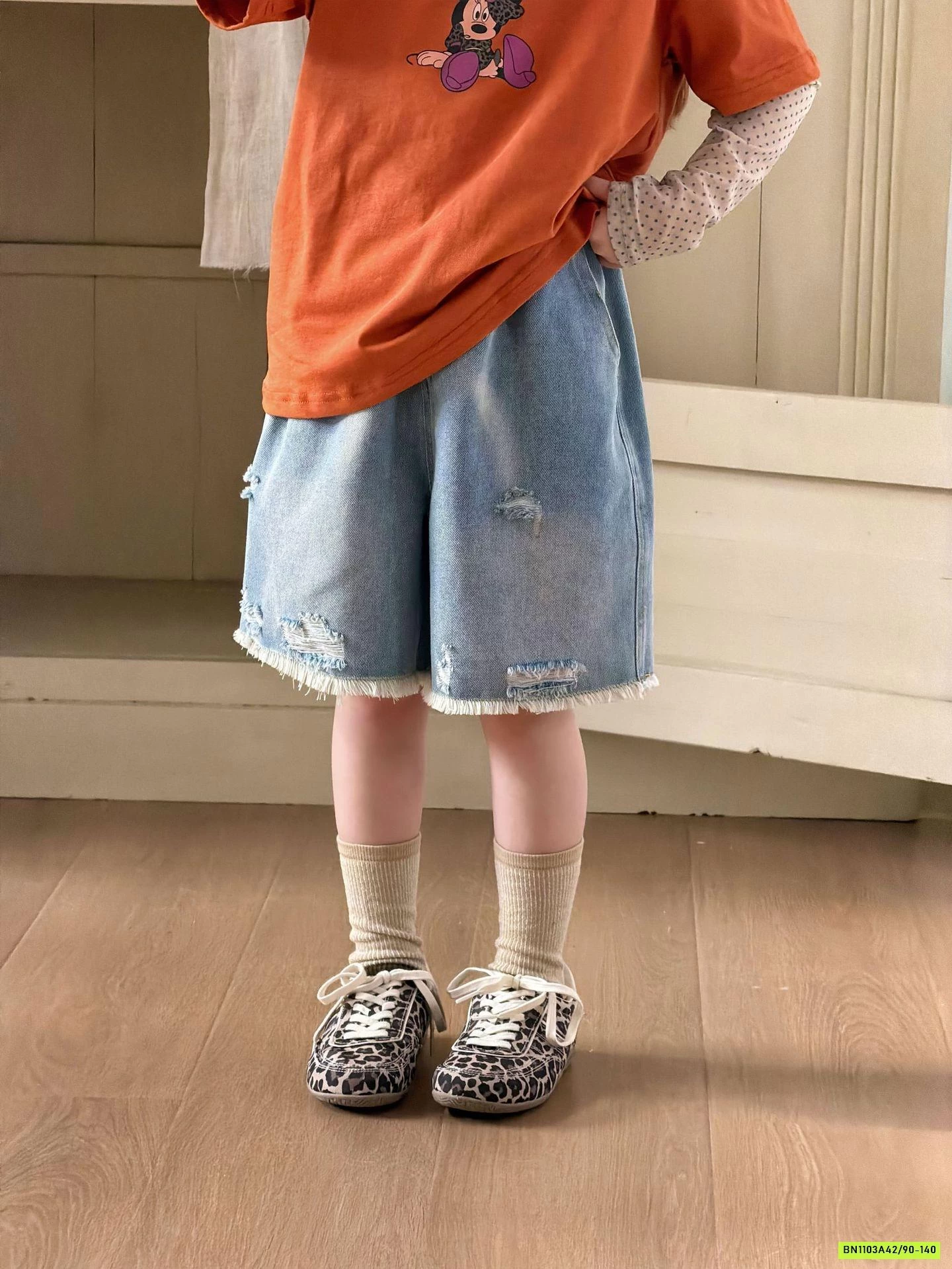 ÁO CAM MIX SHORT JEANS RÁCH