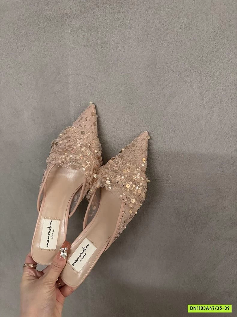 SỤC MŨI NHỌN ĐÍNH CƯỜM