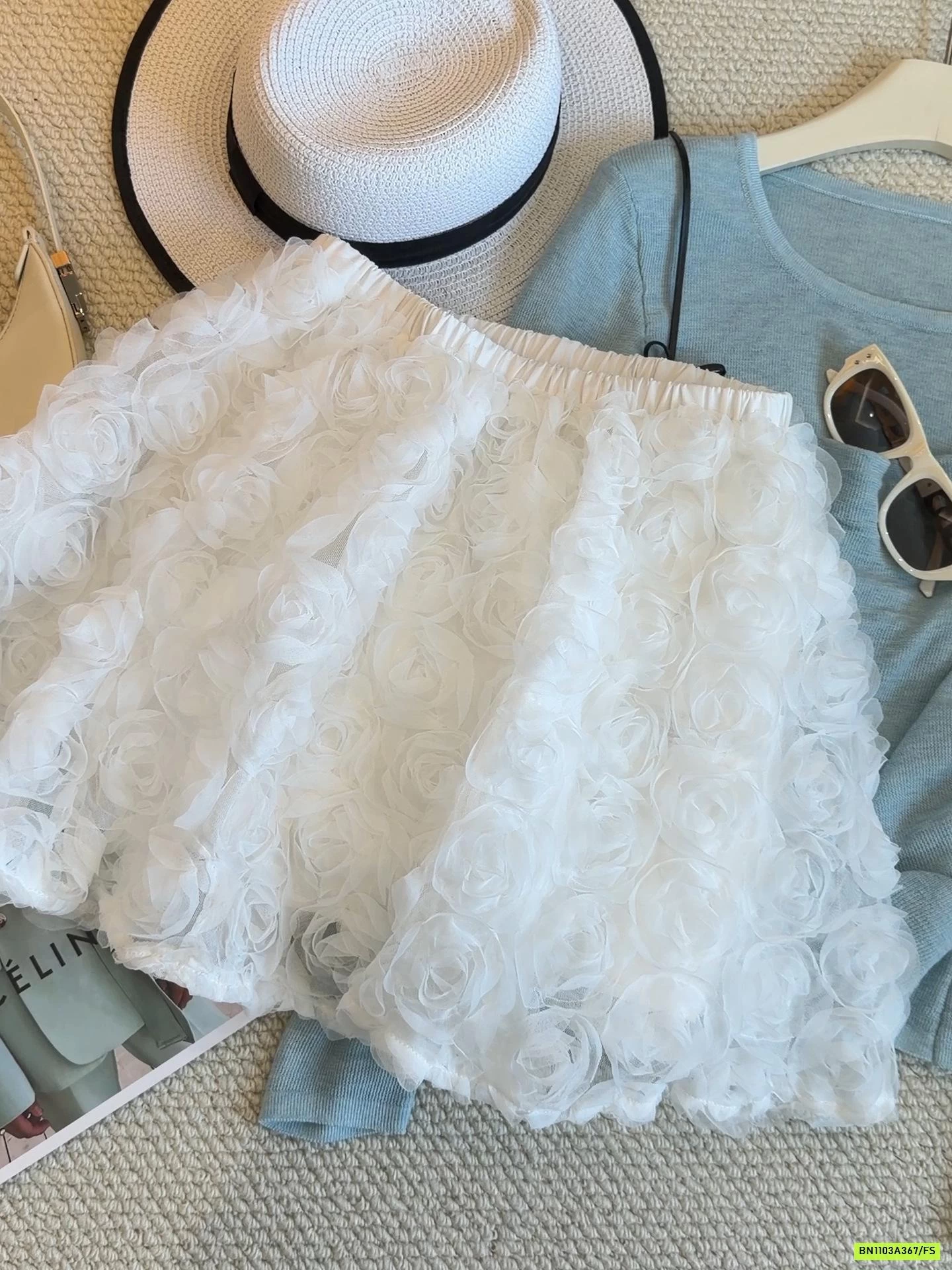 CHÂN VÁY XÒE HOA HỒNG 3D