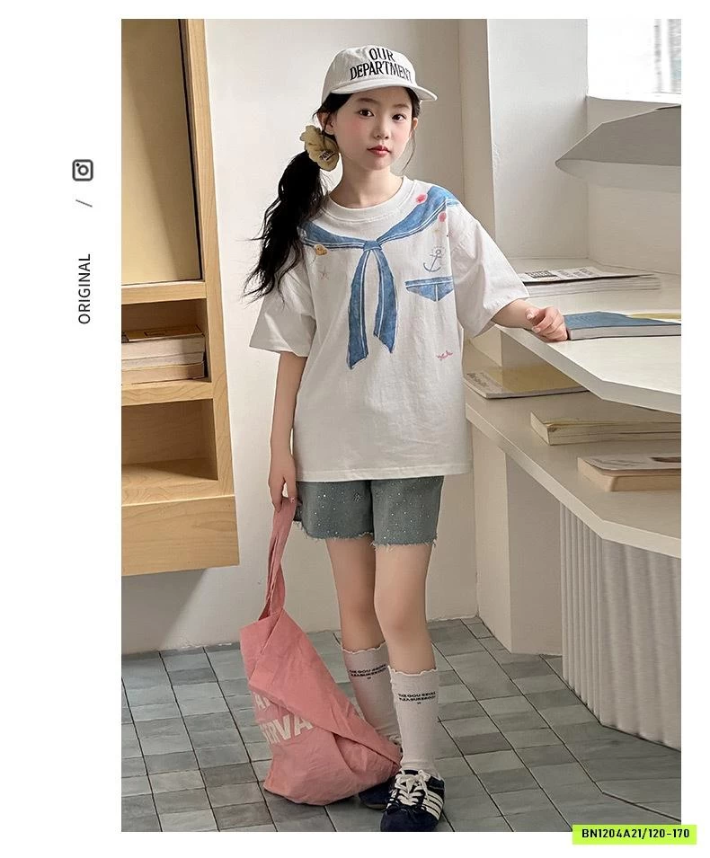 ÁO IN HÌNH KHĂN MIX SHORT JEANS GẮN ĐÁ