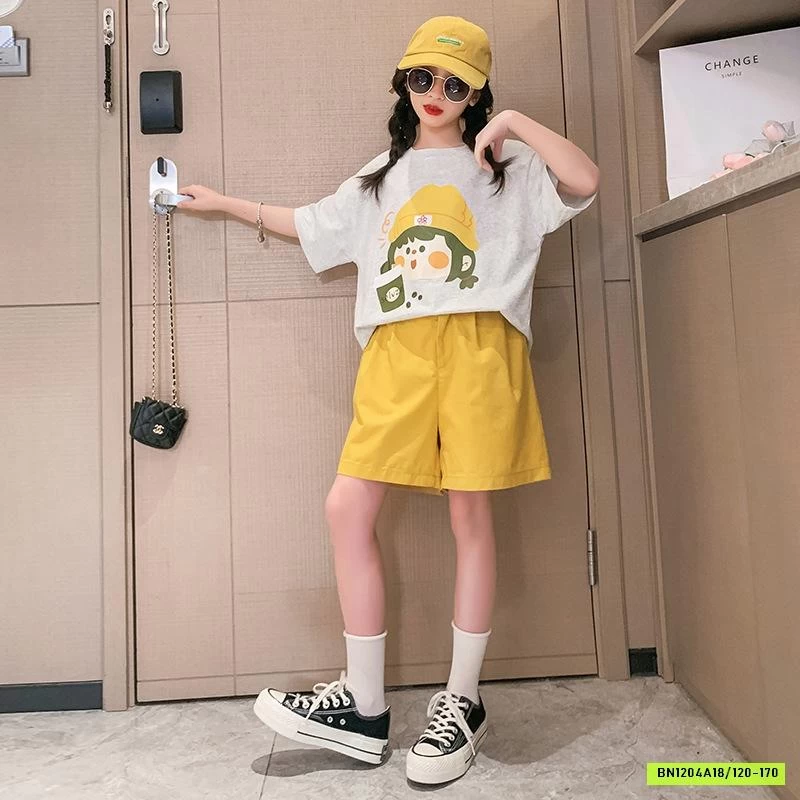 BỘ CÔ GÁI SHORT VÀNG