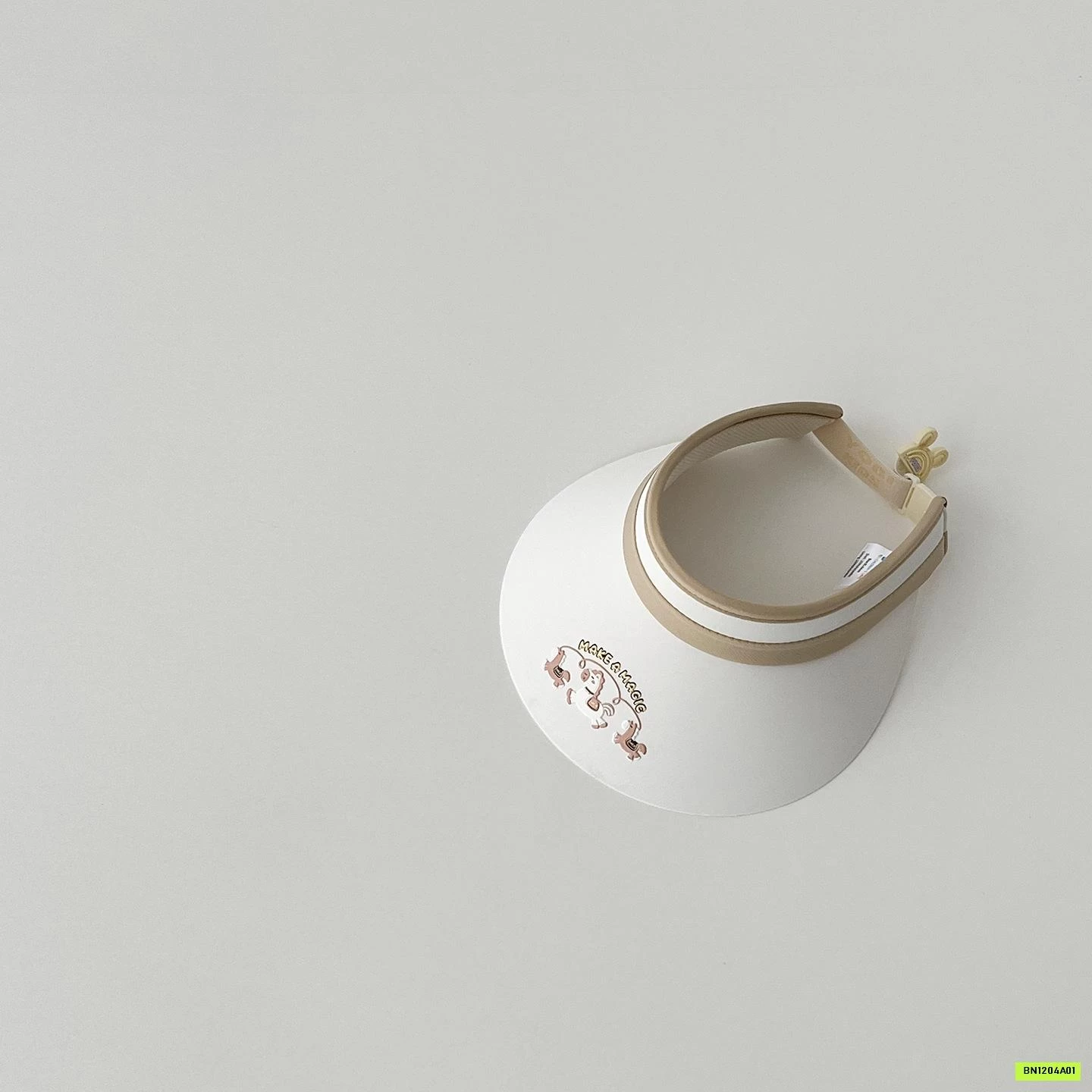 MŨ CHỐNG NẮNG NỬA ĐẦU IN NGỰA NỔI