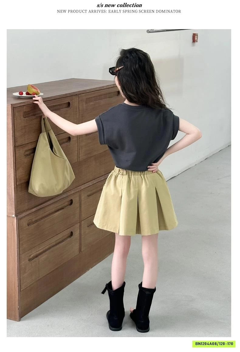 TANKTOP TRÁI TIM MIX CHÂN VÁY KAKI