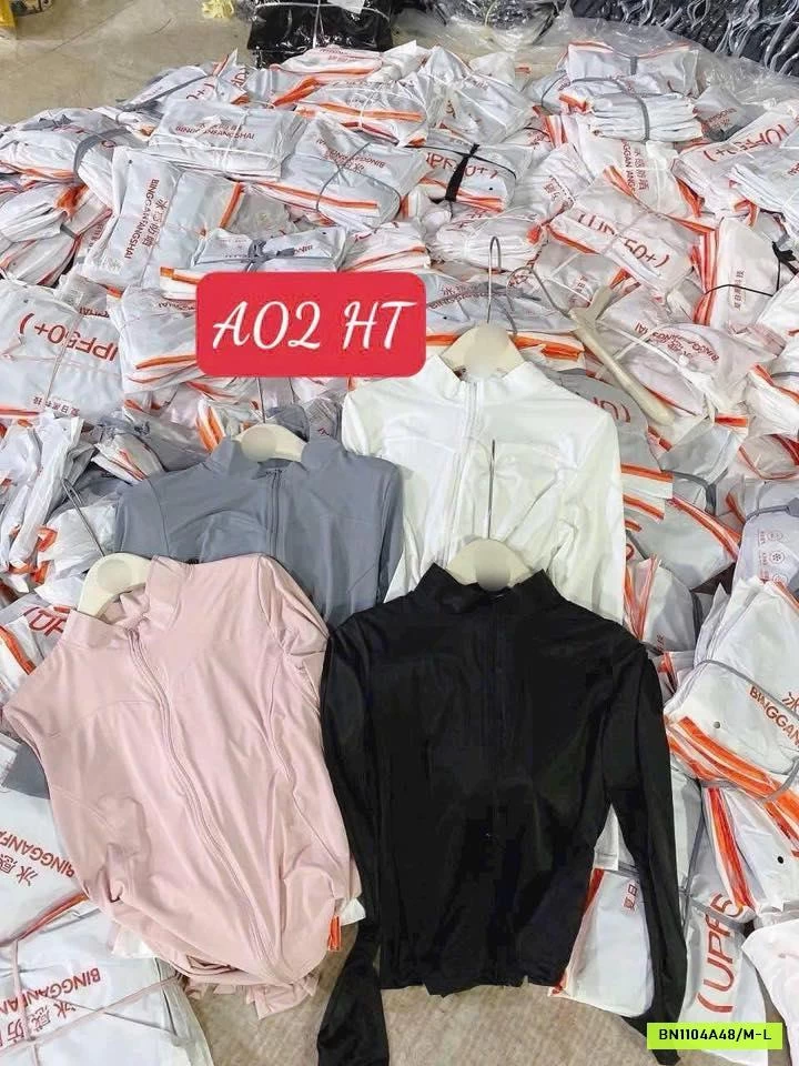 KHOÁC TẬP CHỐNG NẮNG