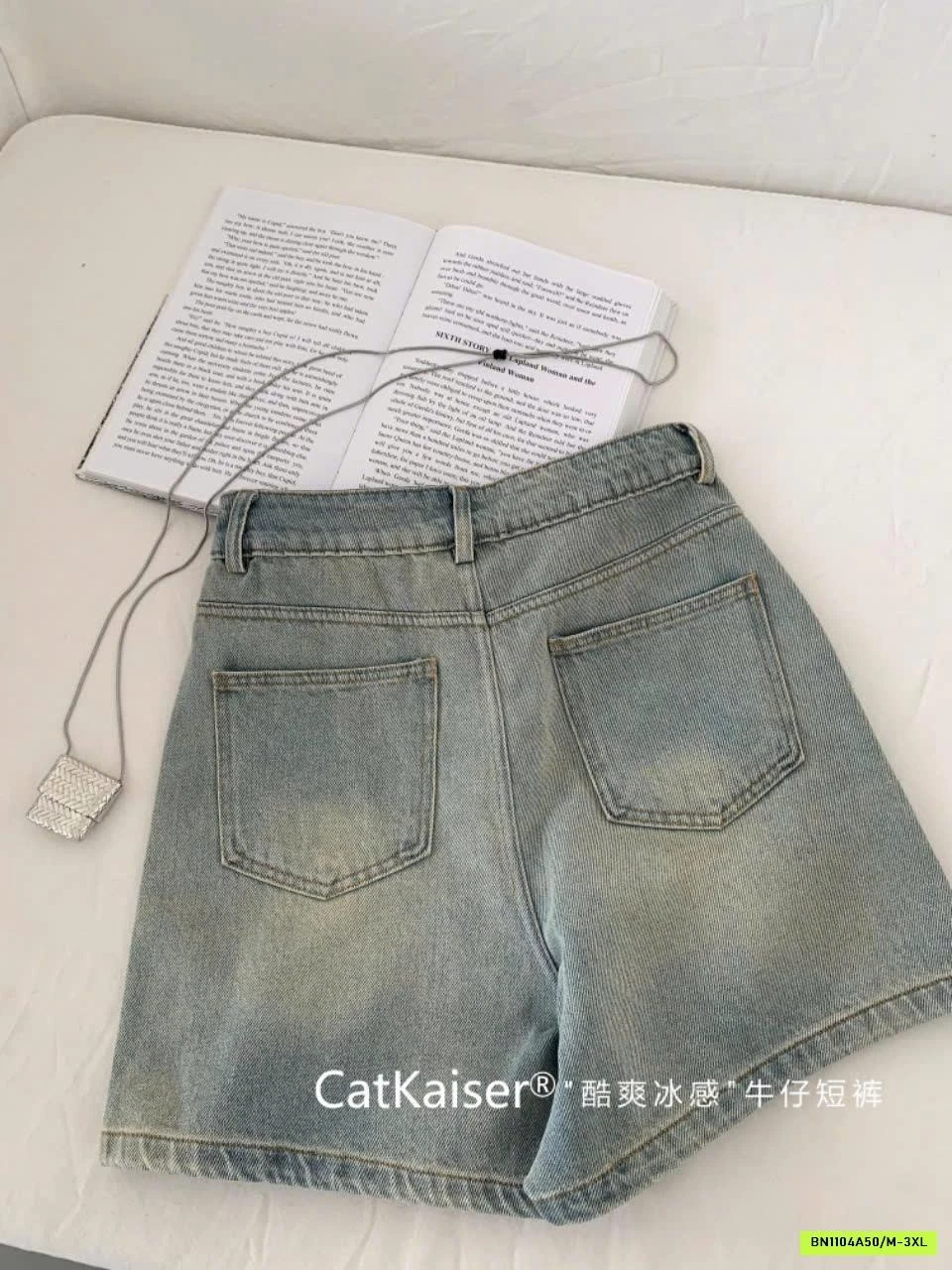QUẦN SHORT JEAN NỮ CATKAISER