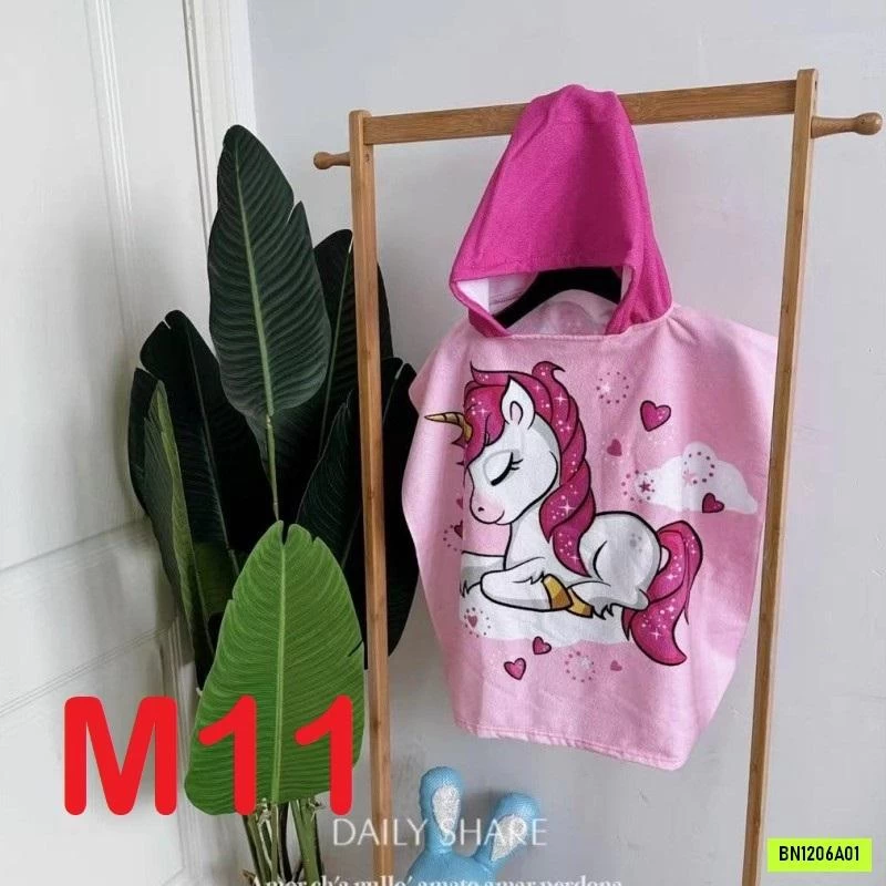 CHOÀNG TẮM DỄ THƯƠNG CHO BÉ GÁI