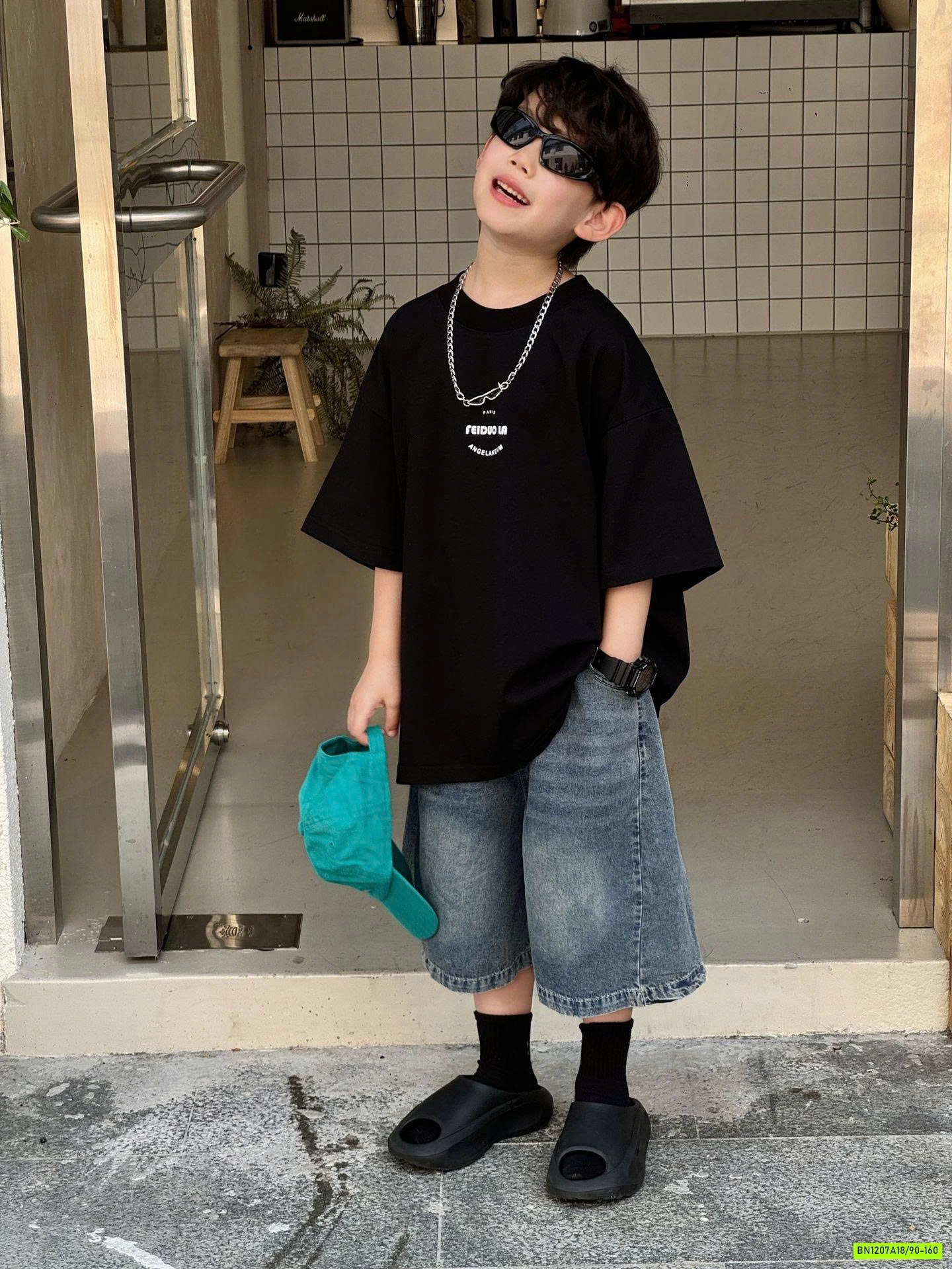 SÉT ÁO ĐEN IN HÌNH LƯNG MIX SHORT JEANS