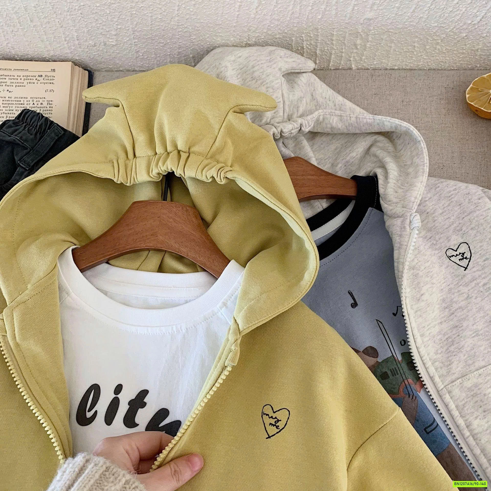 KHOÁC COTTON DA CÁ LIỀN MŨ H0099