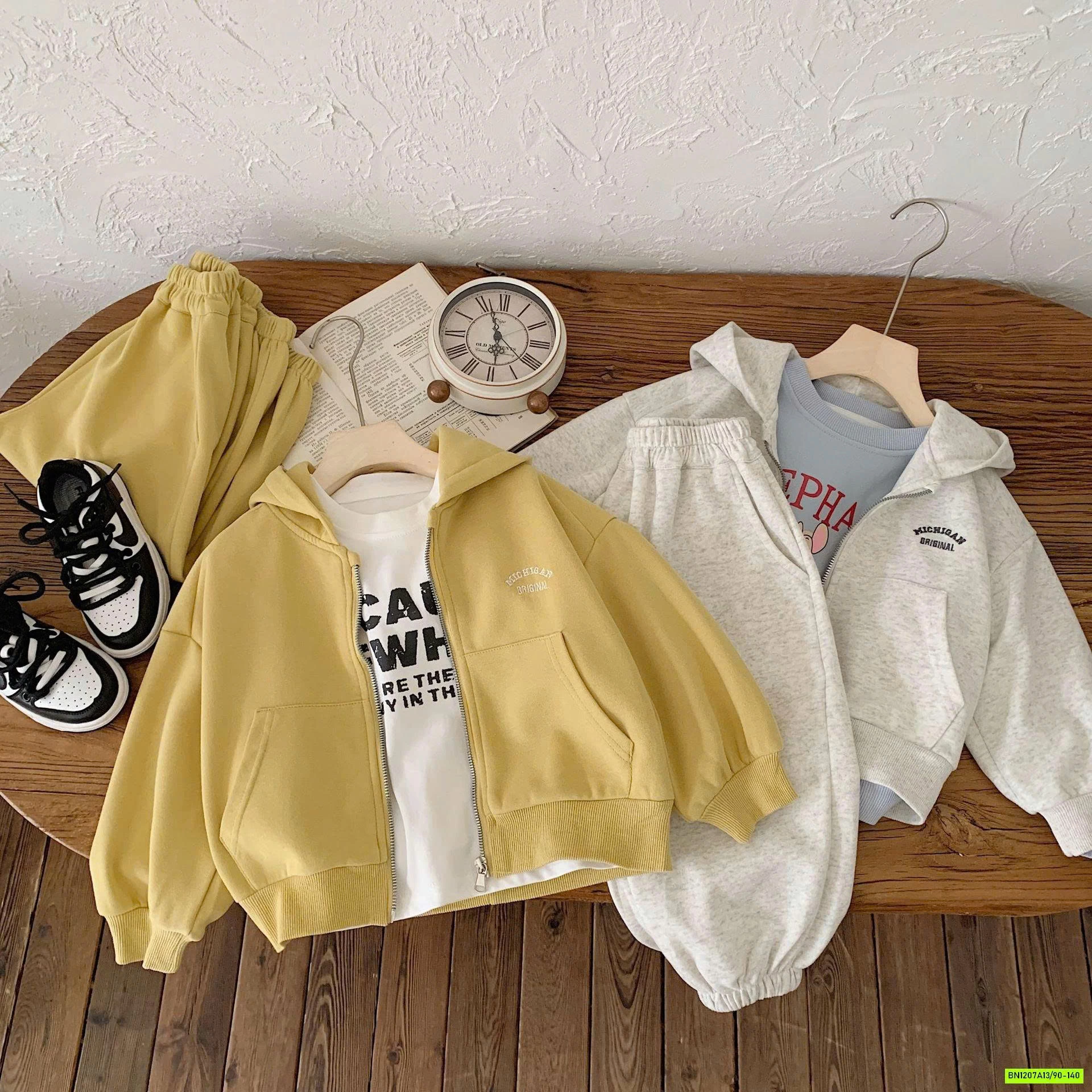 BỘ NỈ ÁO KHOÁC LIỀN MŨ