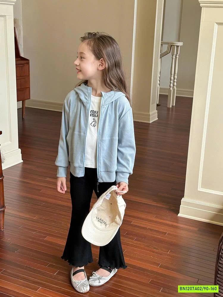 KHOÁC NỈ LIỀN MŨ 24T050 AMBB