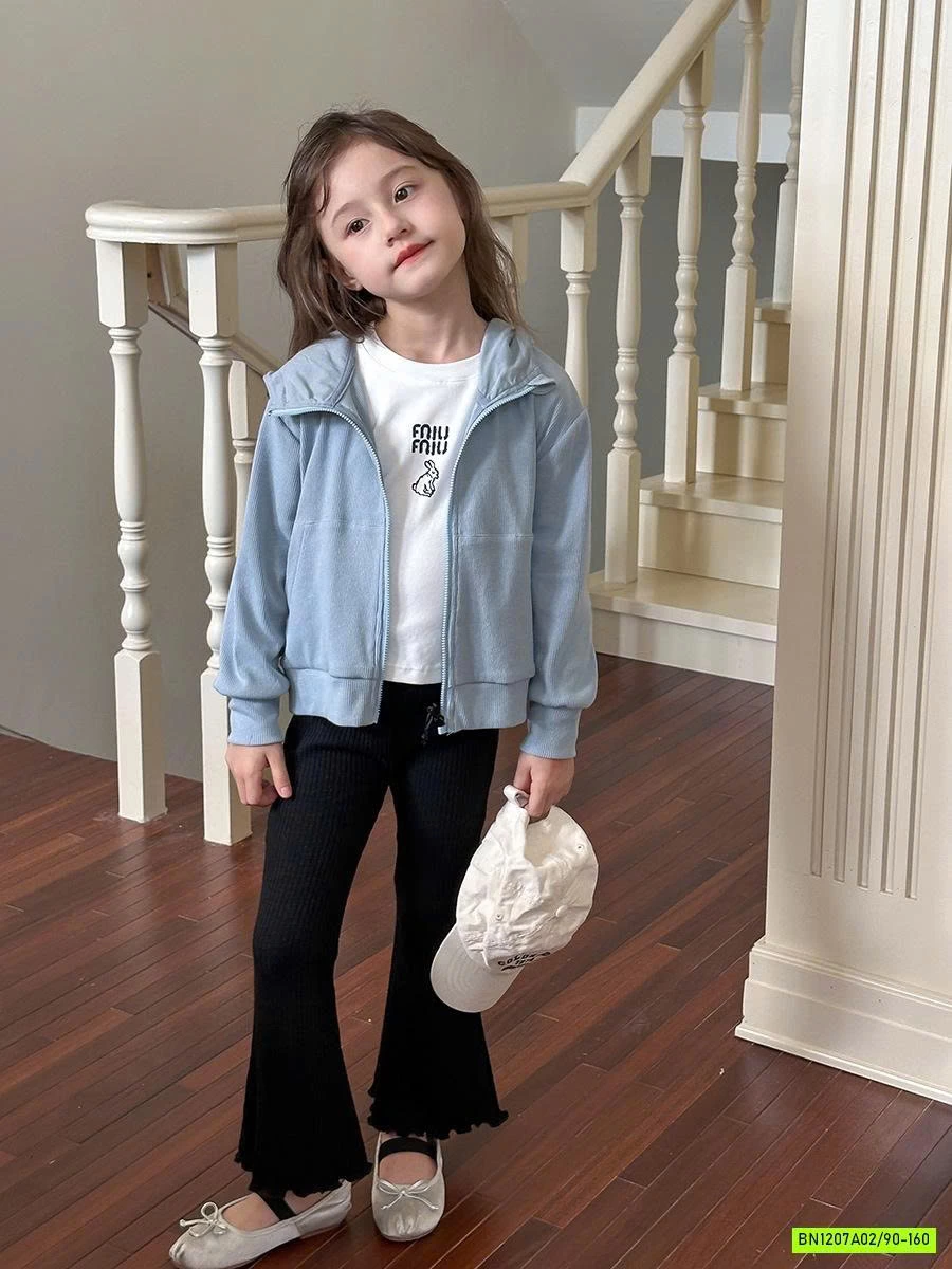 KHOÁC NỈ LIỀN MŨ 24T050 AMBB