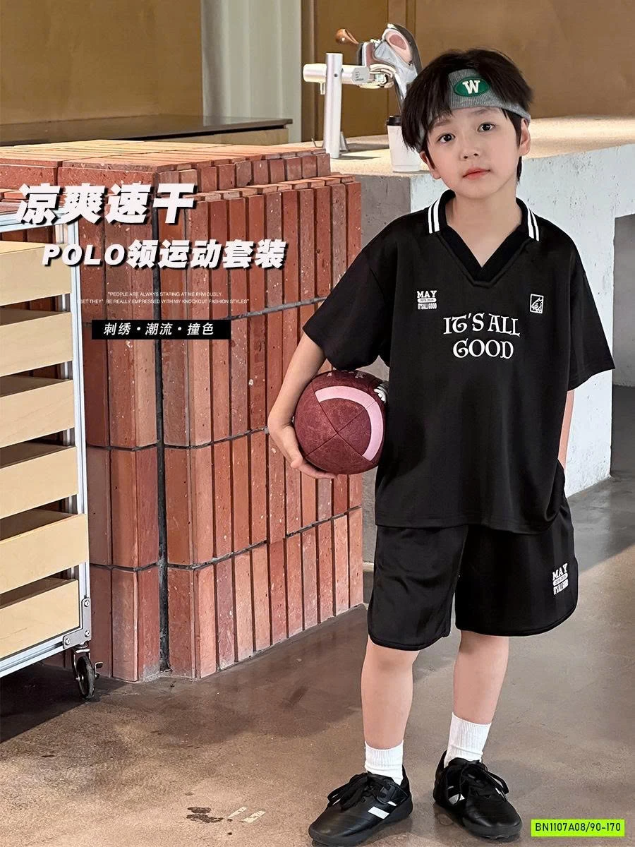 BỘ THỂ THAO BÓNG ĐÁ ĐEN 25E118 AMBB