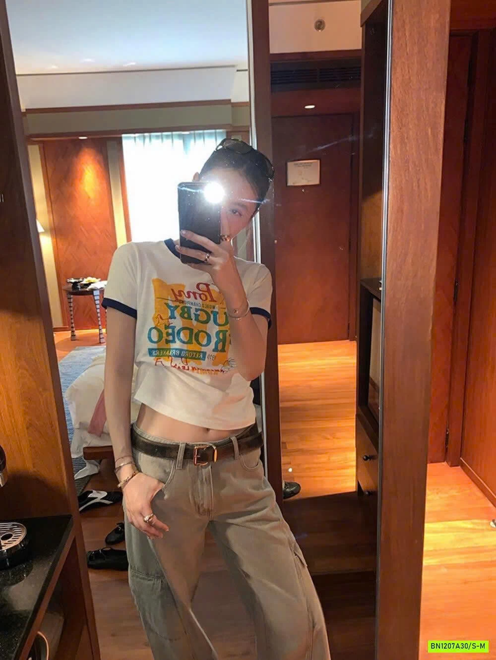 ÁO THUN XƯỚC IN CHỮ WGWE