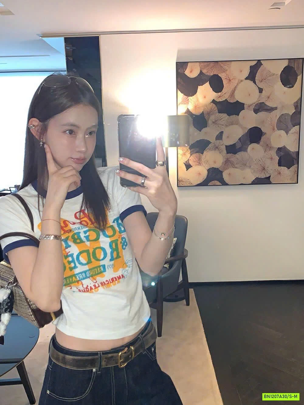 ÁO THUN XƯỚC IN CHỮ WGWE