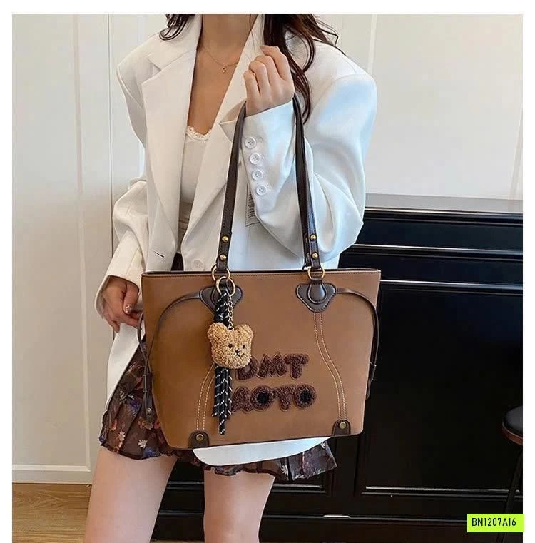 TÚI RETRO CHỮ CÁ TÍNH KO KÈM MÓC