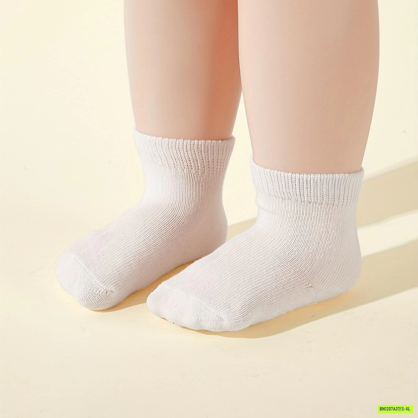 SÉT 10Đ TẤT TRẮNG TRƠN MÀU