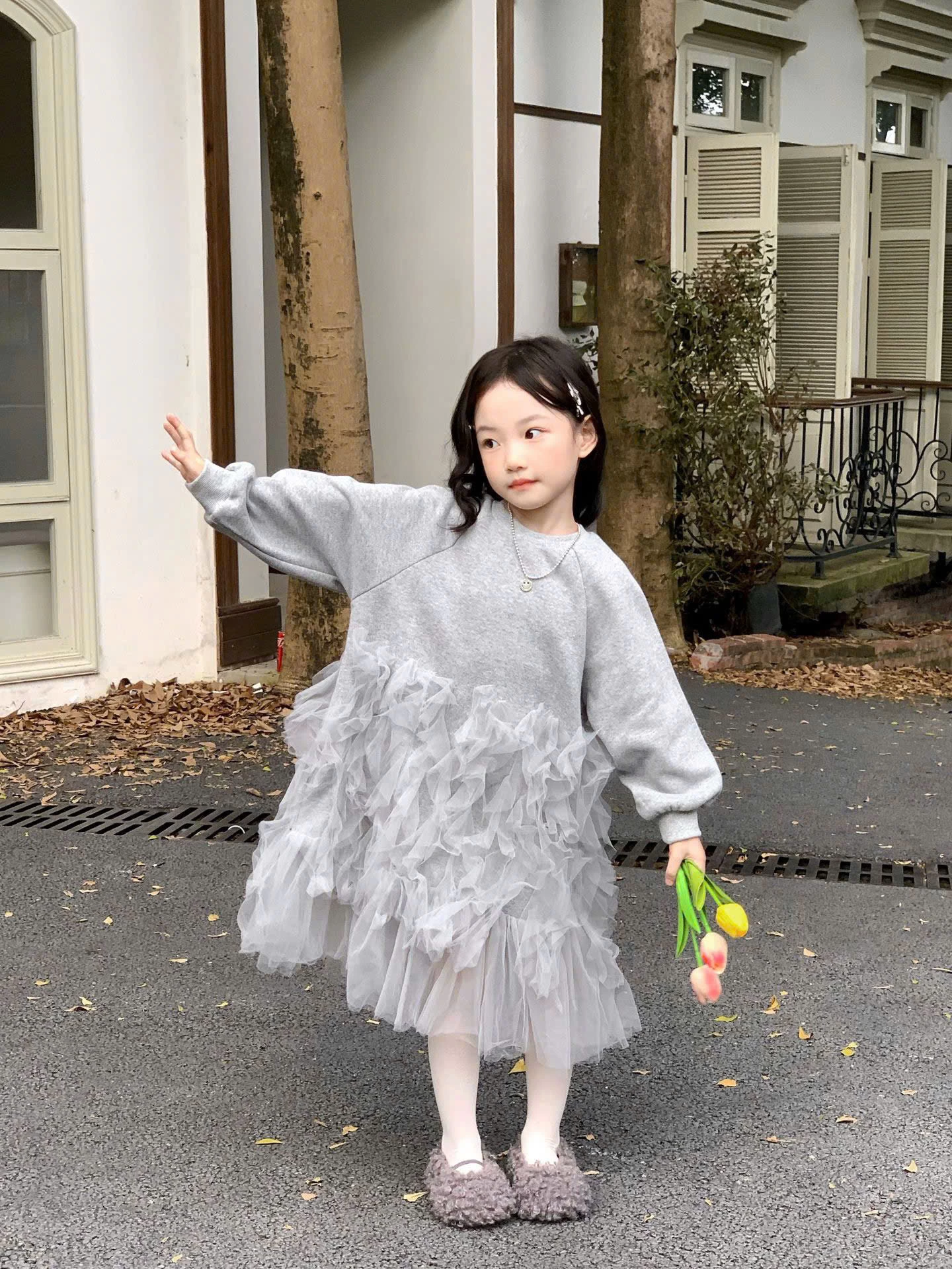 VÁY NỈ XÁM PHỐI TUA DUA