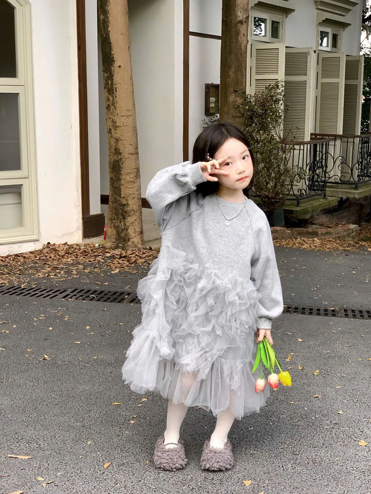 VÁY NỈ XÁM PHỐI TUA DUA